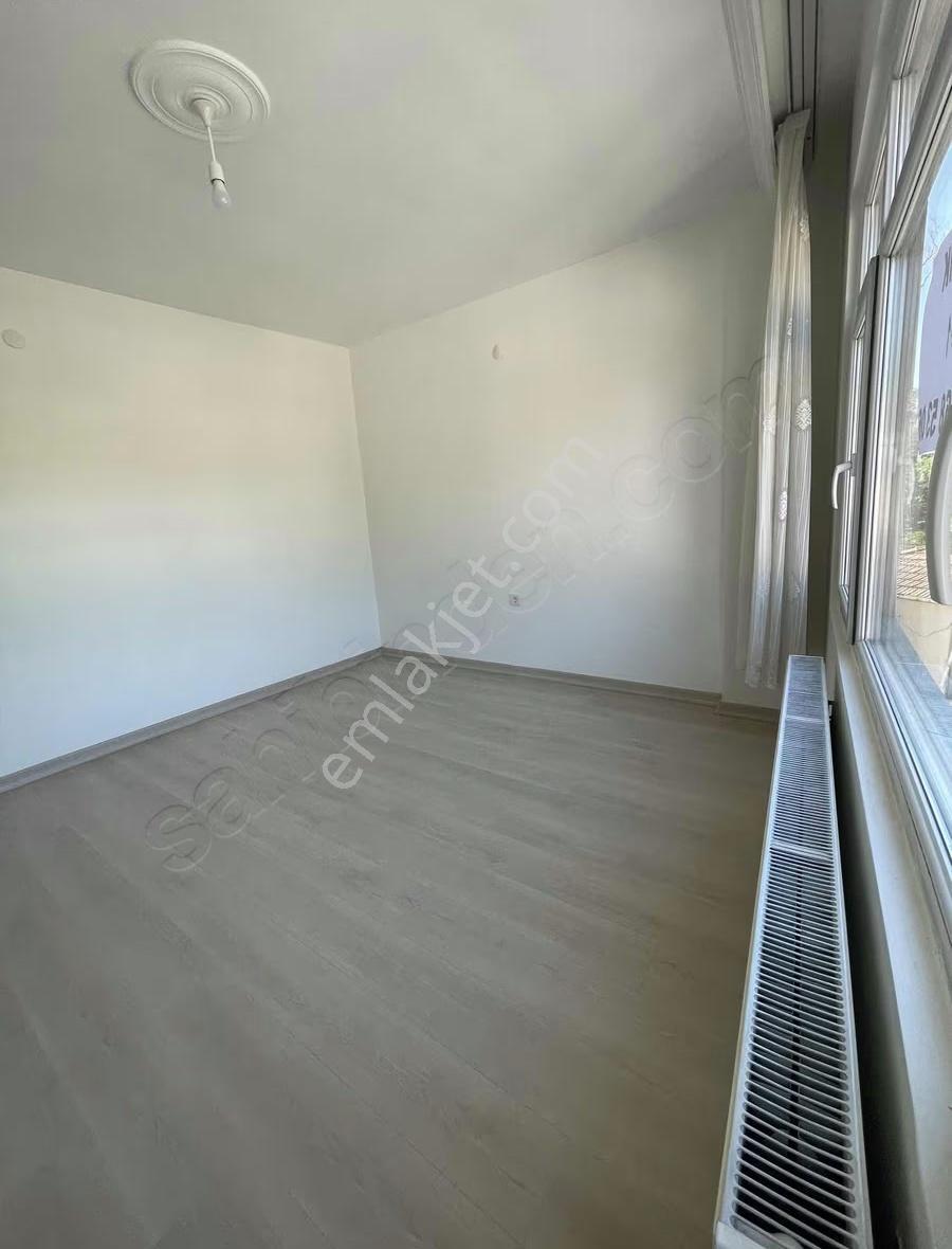 Sarıyer Merkezde İçi Temiz Kiralık Daire - Görsel 9