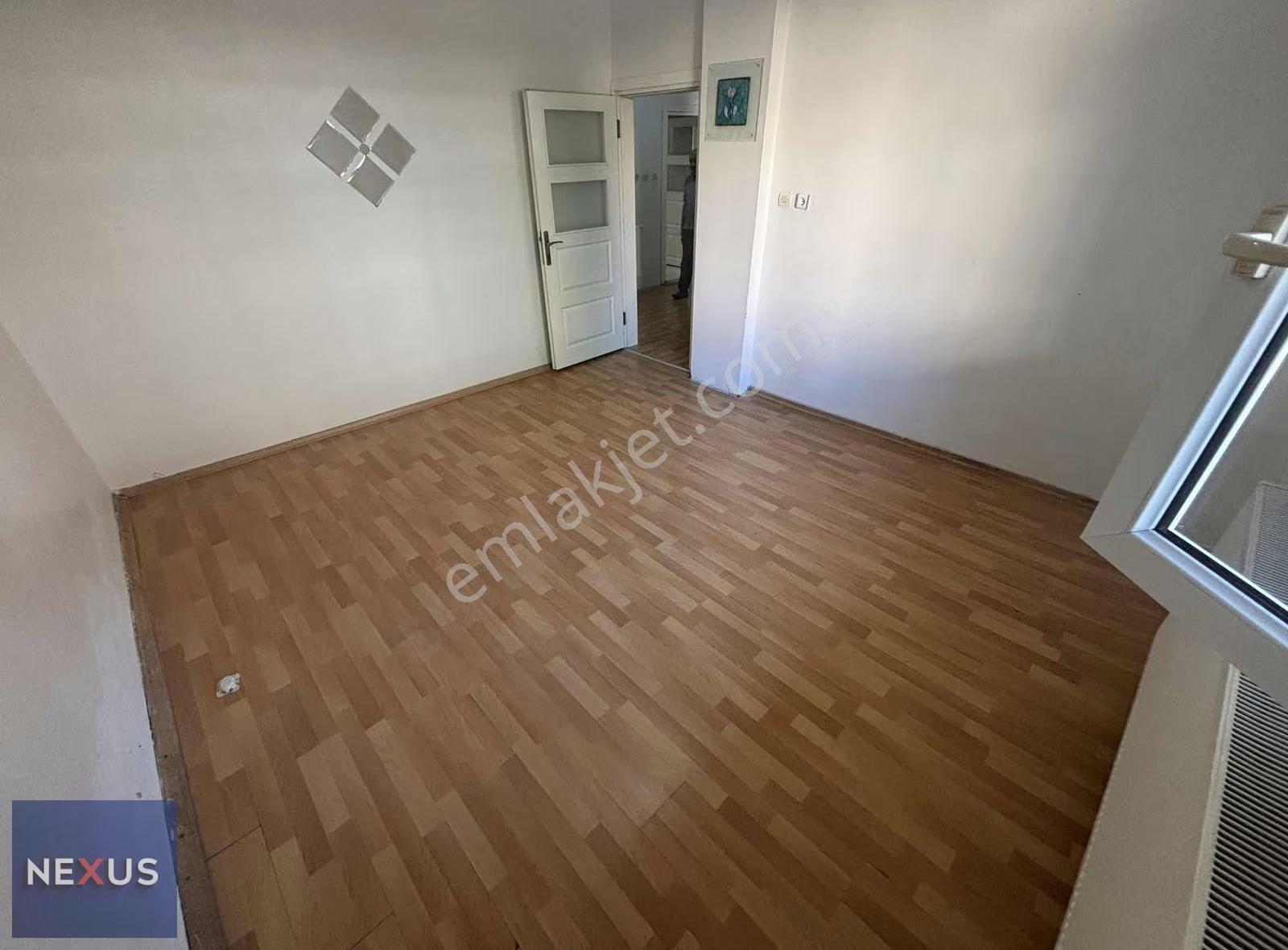 Sancaktepe Sarıgazi Emek Mah. 3+1 Giriş Kat Kiralık Daire - Görsel 3