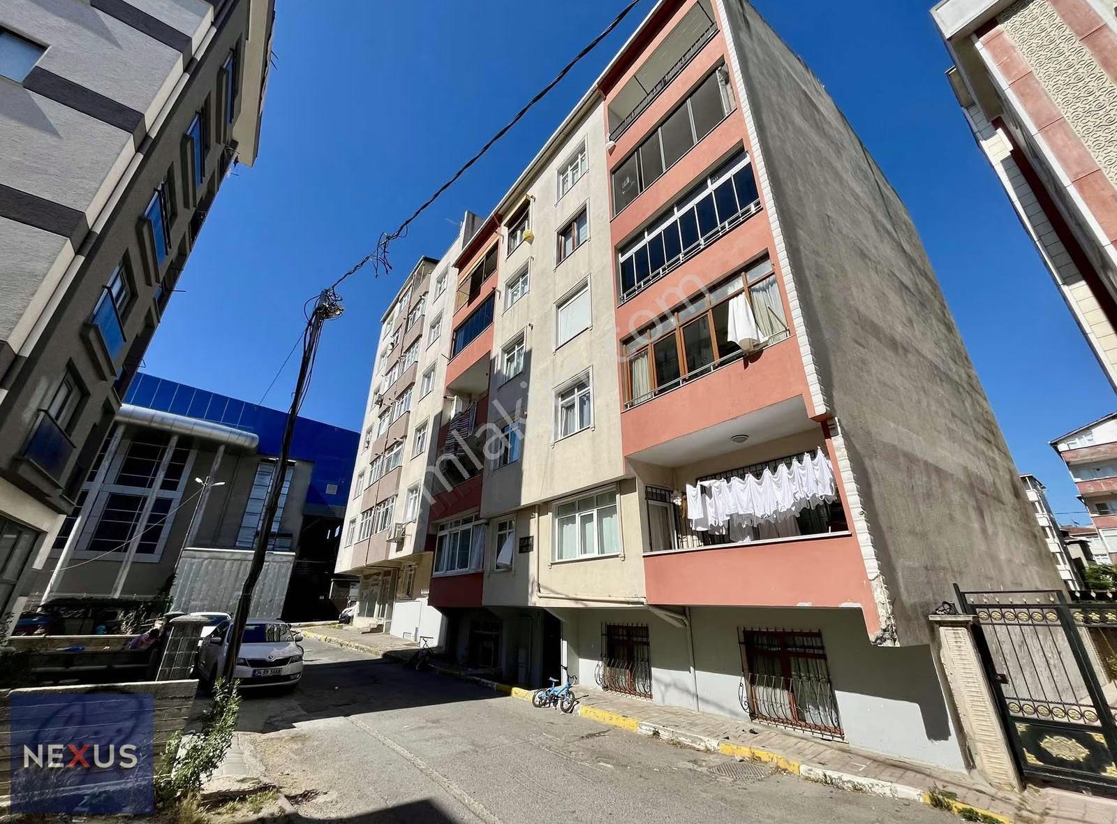 Merkezi Konumda Satılık Balkonlu 3+1 Daire 19 M2 Arsa Payı - Görsel 2