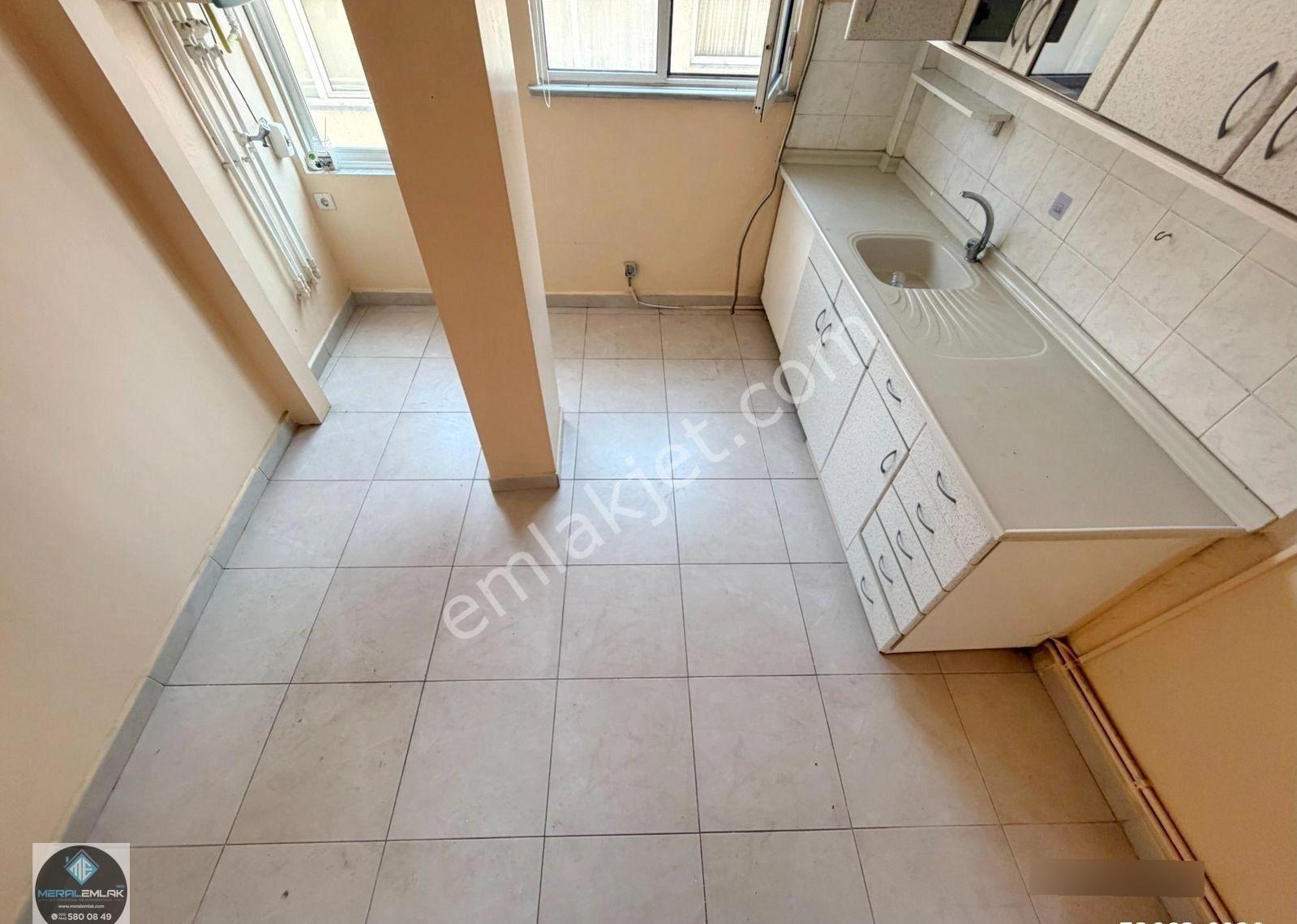 * Meral R5621 Barbaros Cad En Üst Kat Deniz Manzaralı Geniş 2+1 - Görsel 5