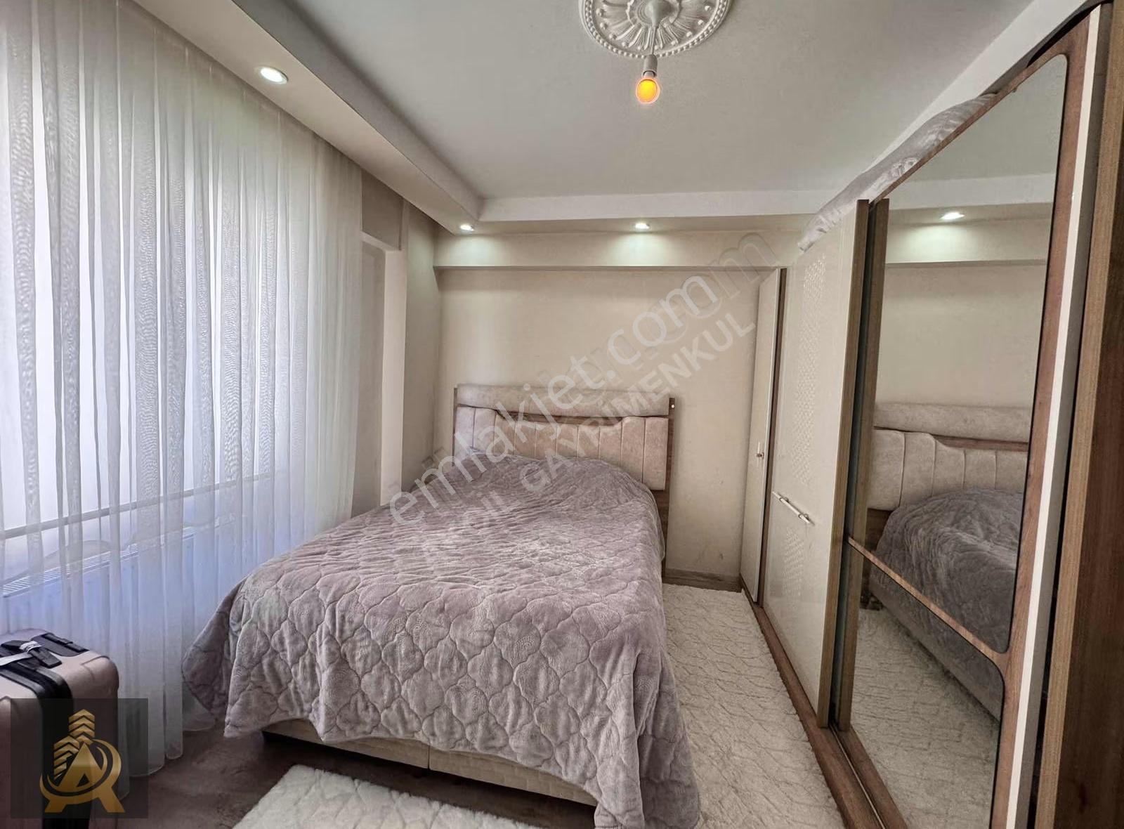 Akçil'den Eşyalı Kiralık 3+1 Daire Ara Kat Ebeveyn Banyo Merkez - Görsel 2