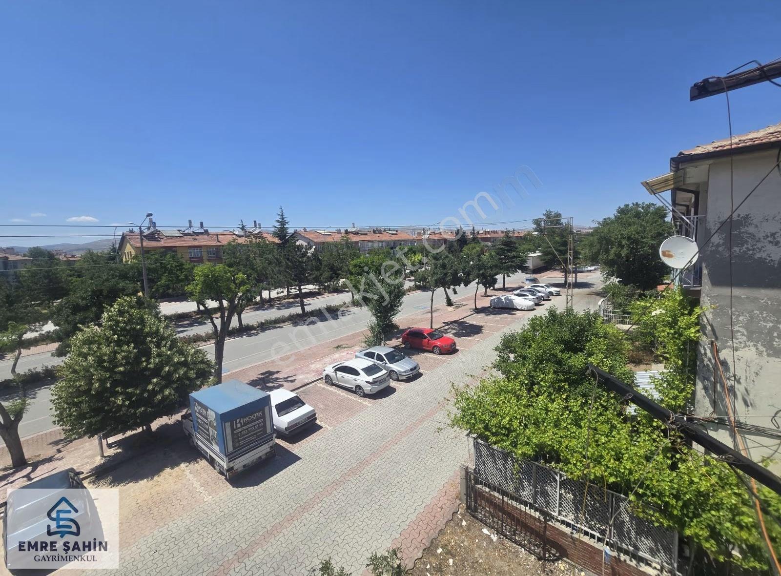 Cumhuriyet Mah Tramvay Karşısı 3+1 Kiralık Bakımlı Daire - Görsel 22