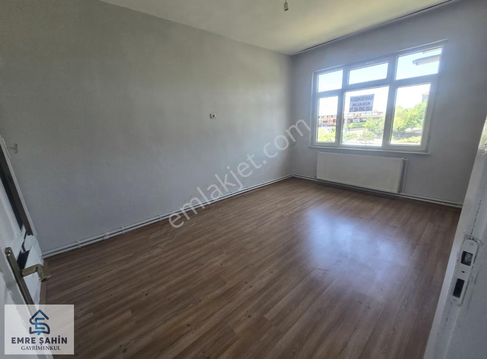 Cumhuriyet Mah Tramvay Karşısı 3+1 Kiralık Bakımlı Daire - Görsel 16