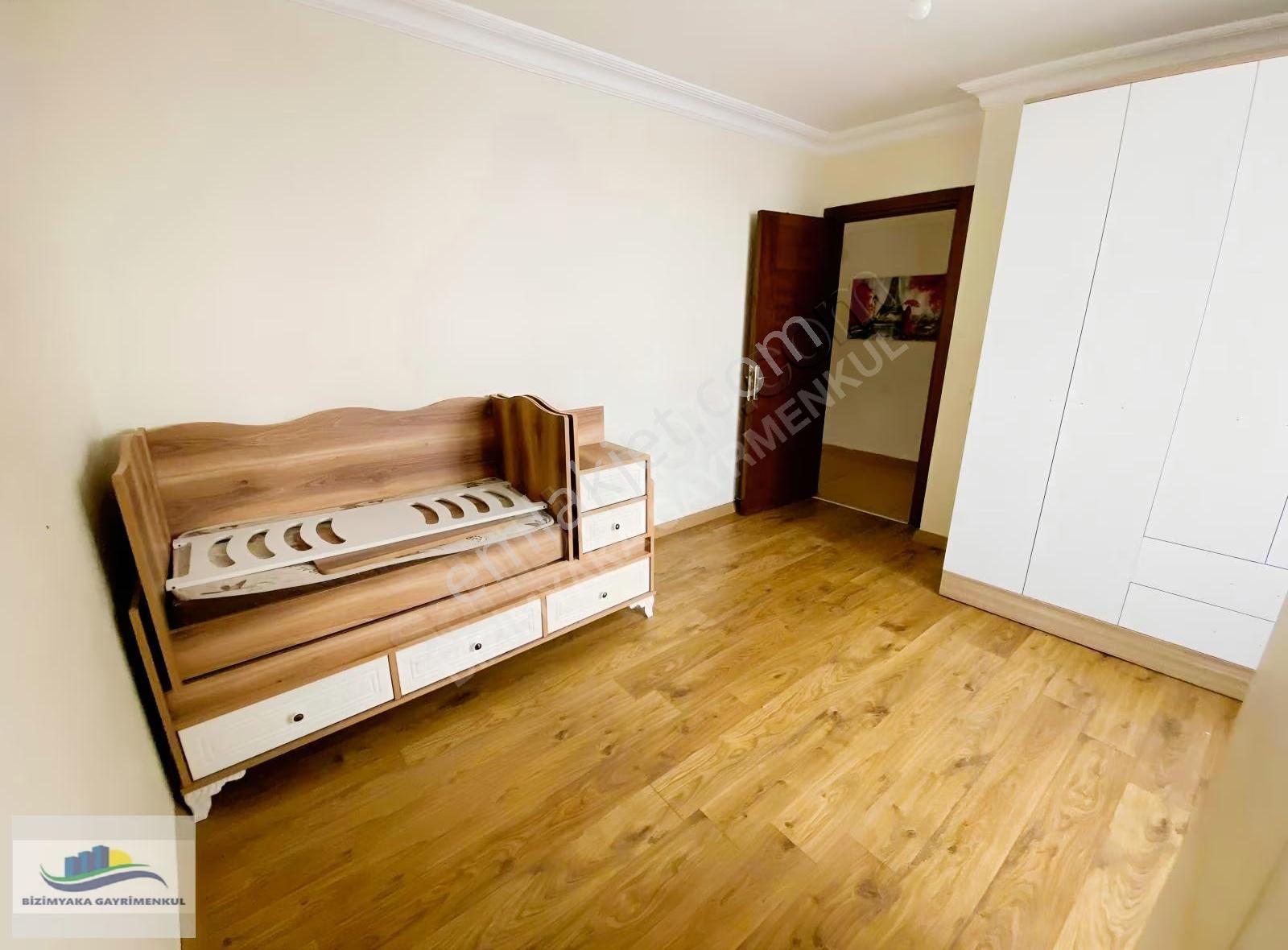 Sancaktepe Yenidoğanda Cadde Üstü 2+1 Acil Kiralık - Görsel 17