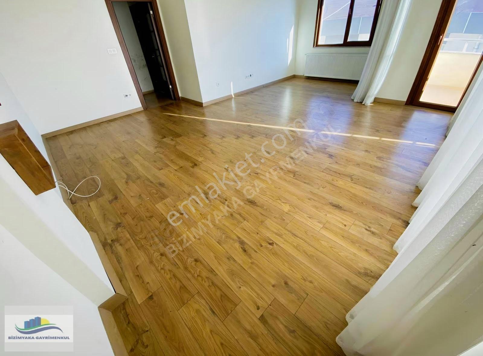 Sancaktepe Yenidoğanda Cadde Üstü 2+1 Acil Kiralık - Görsel 12