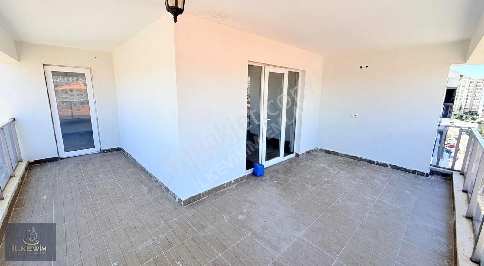 Eşsiz Panoramik Manzaralı | Lüks Kiralık 4+1 Köşe Dubleks Daire - Görsel 16