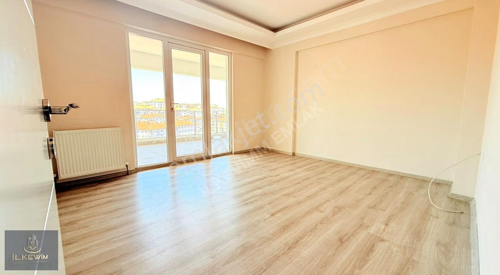Eşsiz Panoramik Manzaralı | Lüks Kiralık 4+1 Köşe Dubleks Daire - Görsel 2