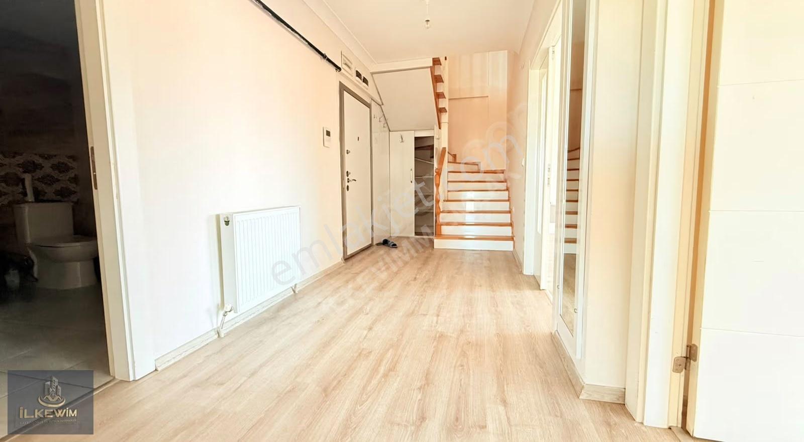 Eşsiz Panoramik Manzaralı | Lüks Kiralık 4+1 Köşe Dubleks Daire - Görsel 13