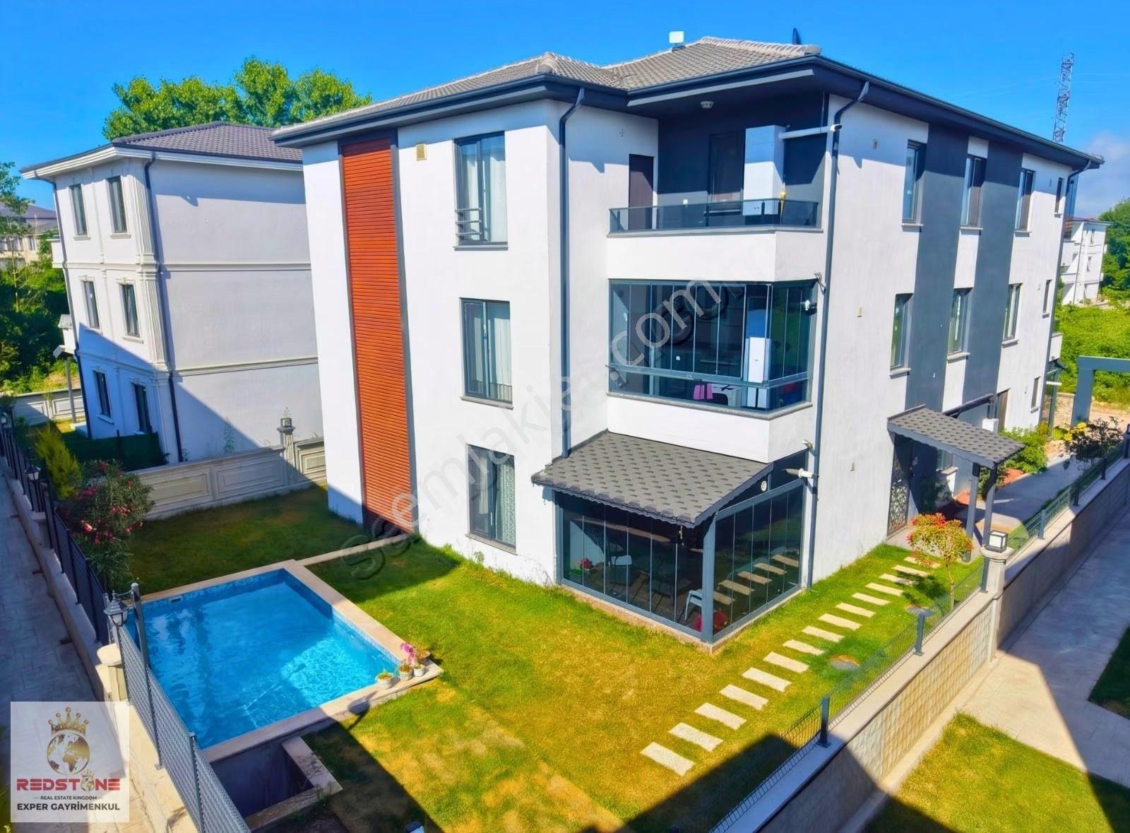 Fırsat! Hem Bahçe Hem Veranda İkisi Bir Arada Bu Dairede
