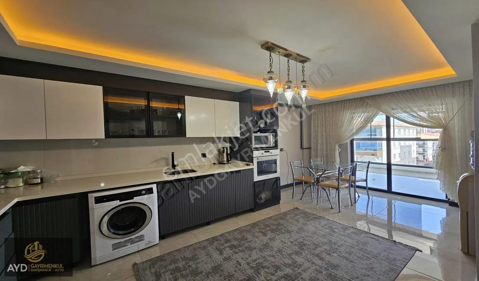 Ayd'den M.kemal Mah Satılık 3,5+1 210m2 Teras Daire - Görsel 3