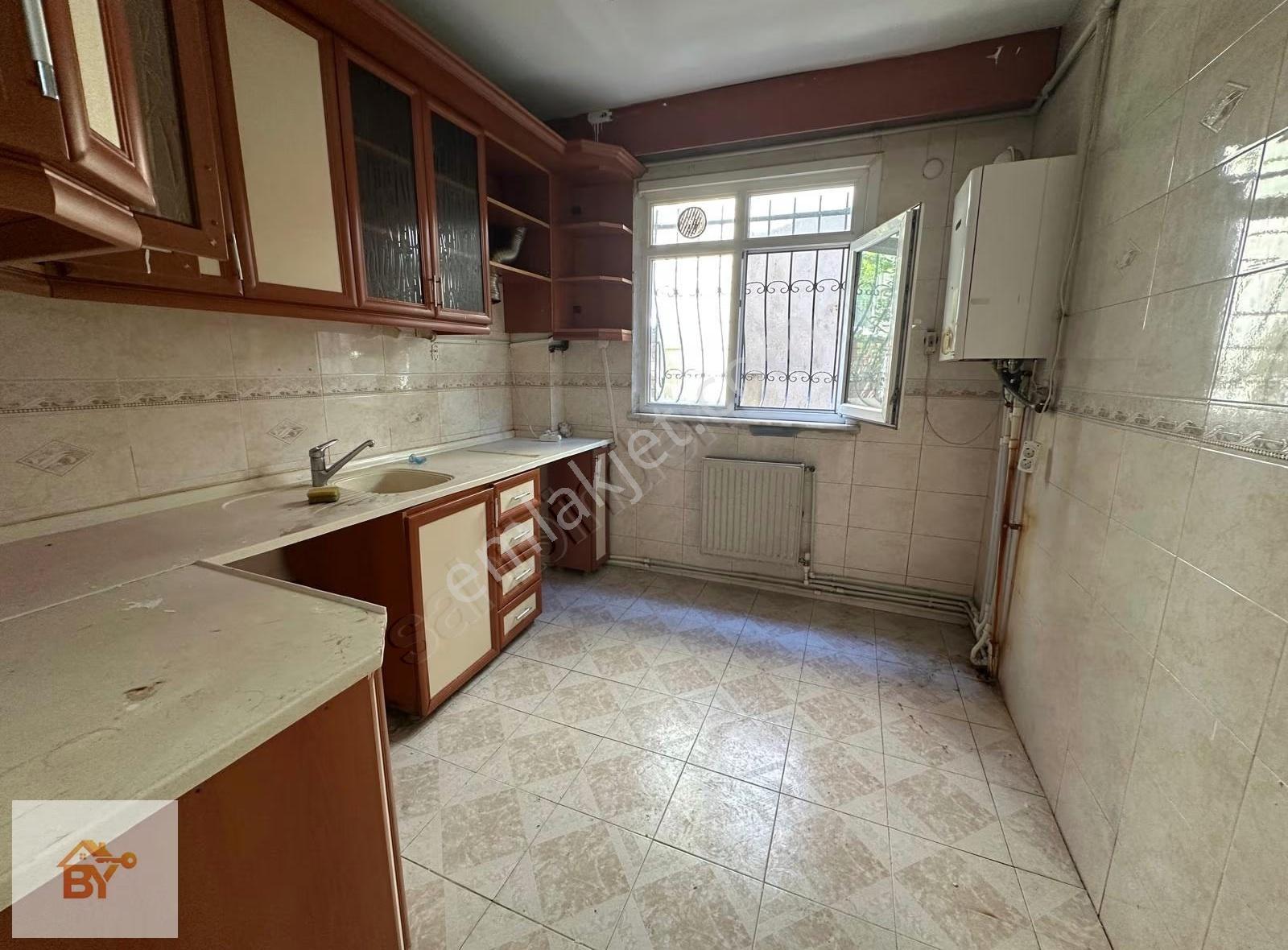 Küçükçekmece Sultan Murat Mah Kiralık 2+1 Daire - Görsel 4