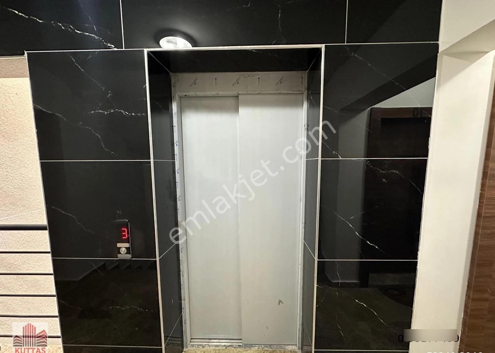 Kuttaş'tan Emek'te Metro Yakını Şık Sıfır 4+1 Dubleks Satılık - Görsel 3