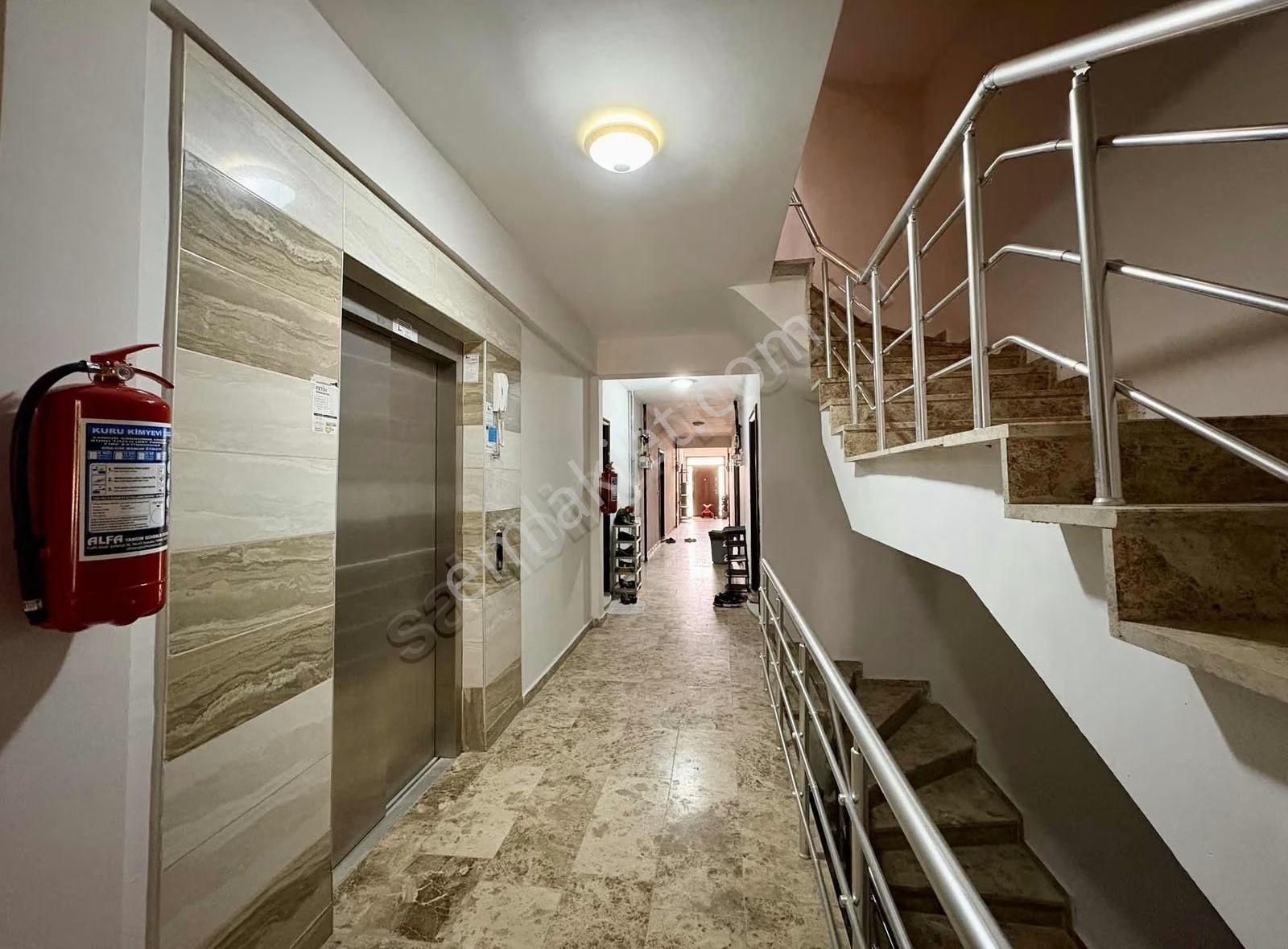 Özlem Yardımcı'dan Selahaddin Eyyübi 'de Kiralık Daire - Görsel 12