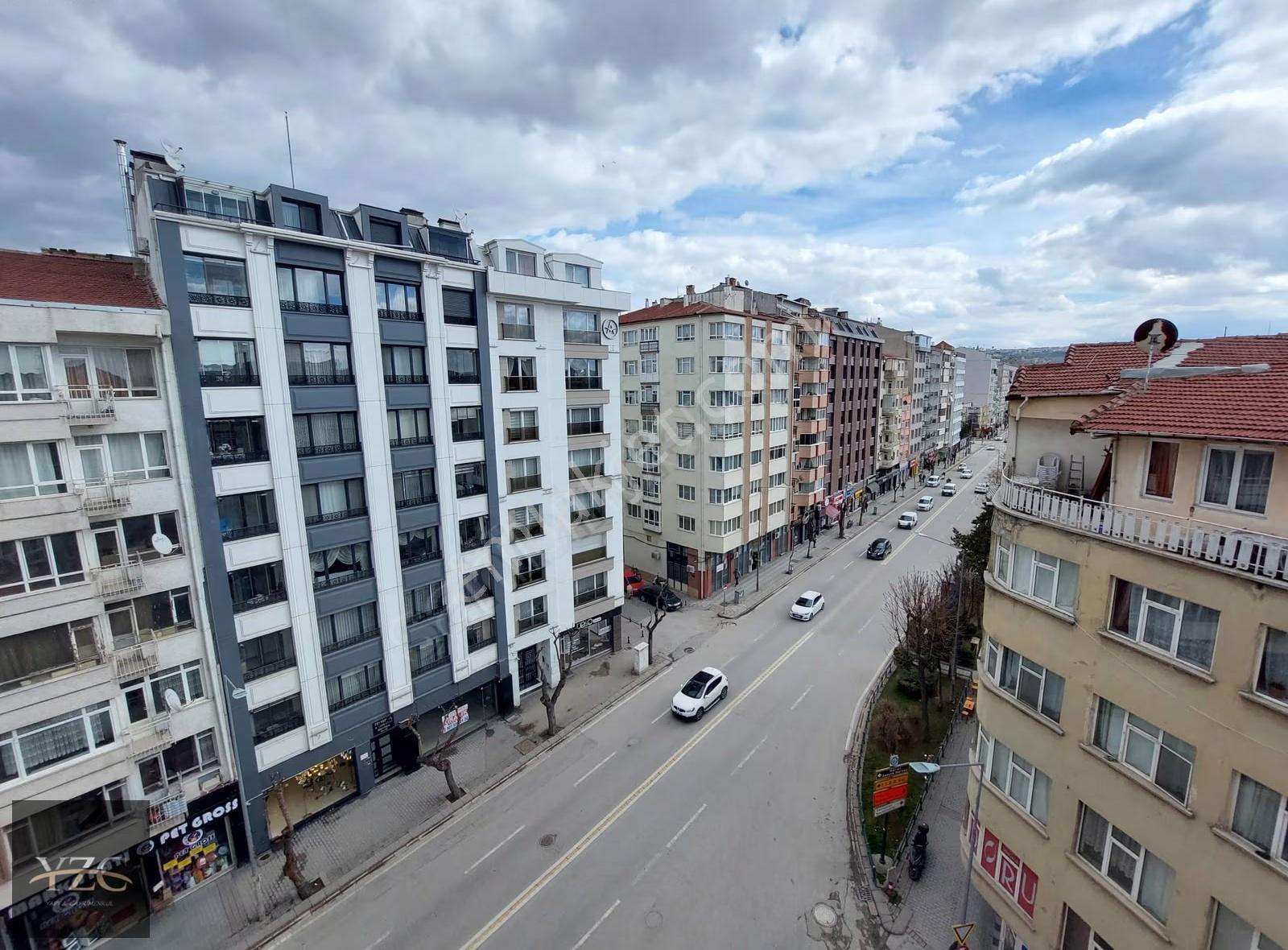 Atatürk Cd- Basın Şehitleri Cd Köşesi Arakat Asansörlü 135m 3+1 - Görsel 27