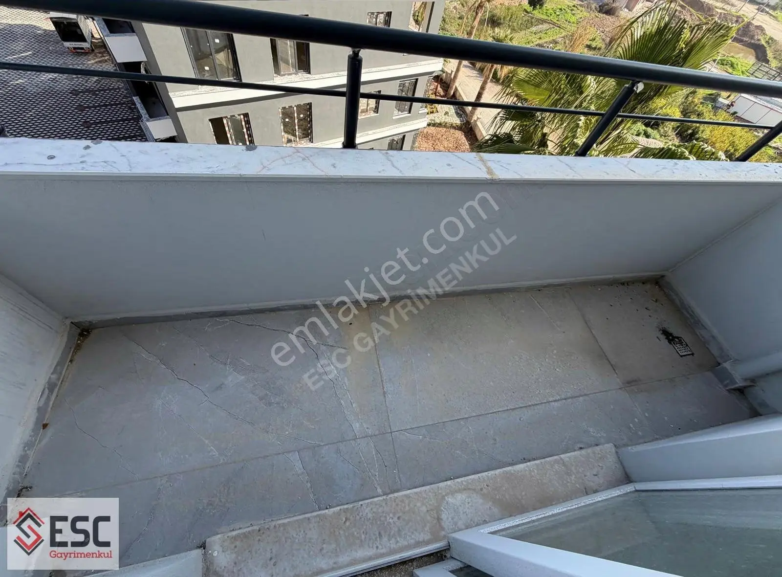 Esc'den Davultepe'de Tek Blok Site İçi Geniş 2.5+1daire Esc2511a - Görsel 31