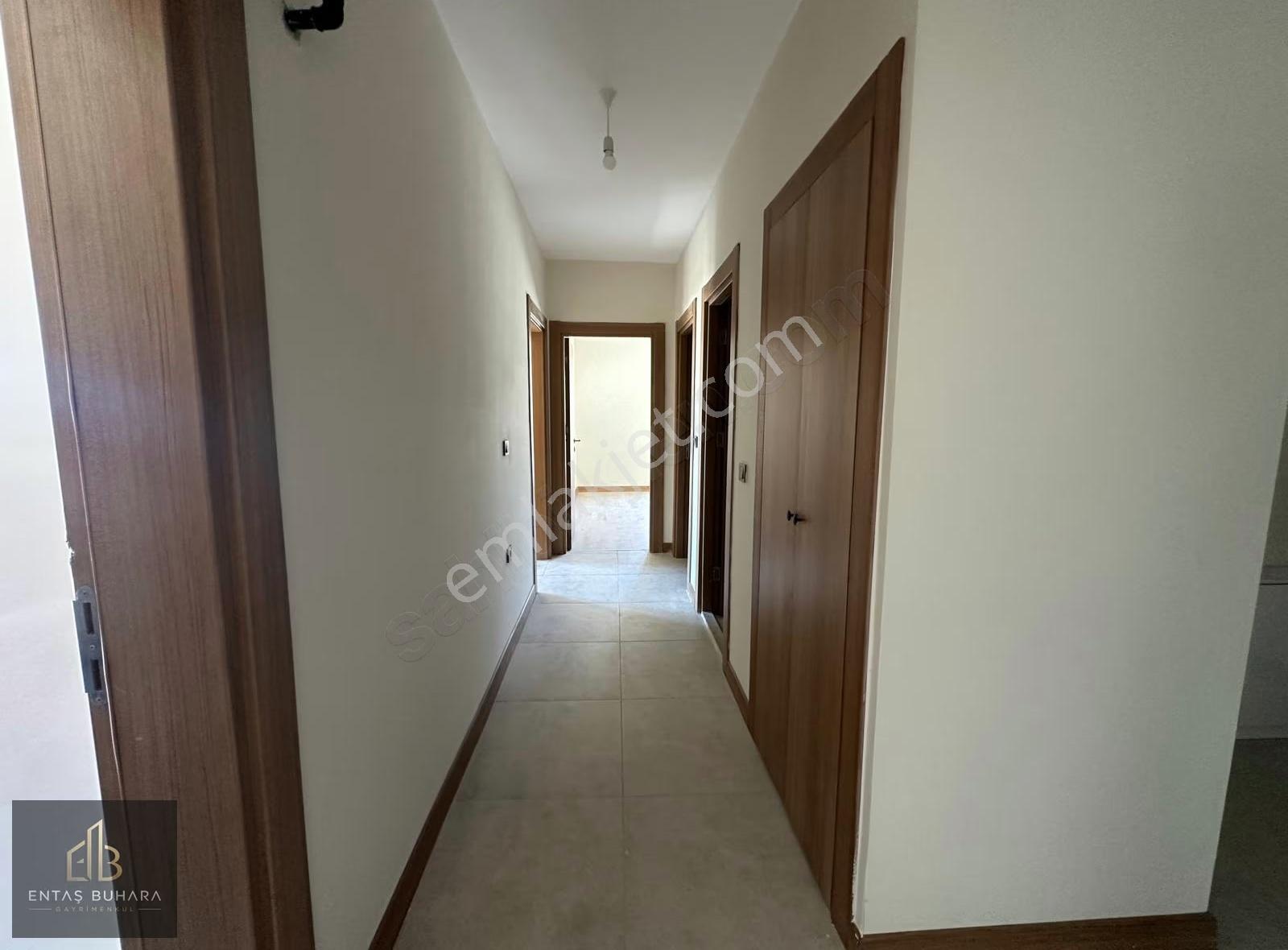 Sancaktepe Sarıgazi Mahallesinde Tokide 2+1 Kiralık Daire - Görsel 3