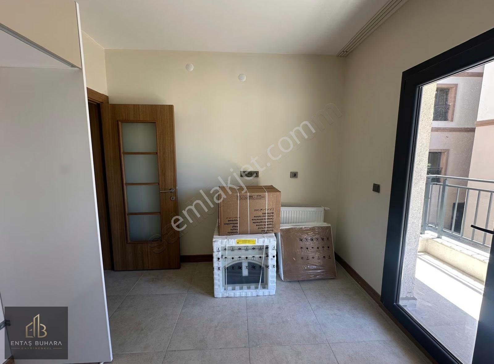 Sancaktepe Sarıgazi Mahallesinde Tokide 2+1 Kiralık Daire - Görsel 11