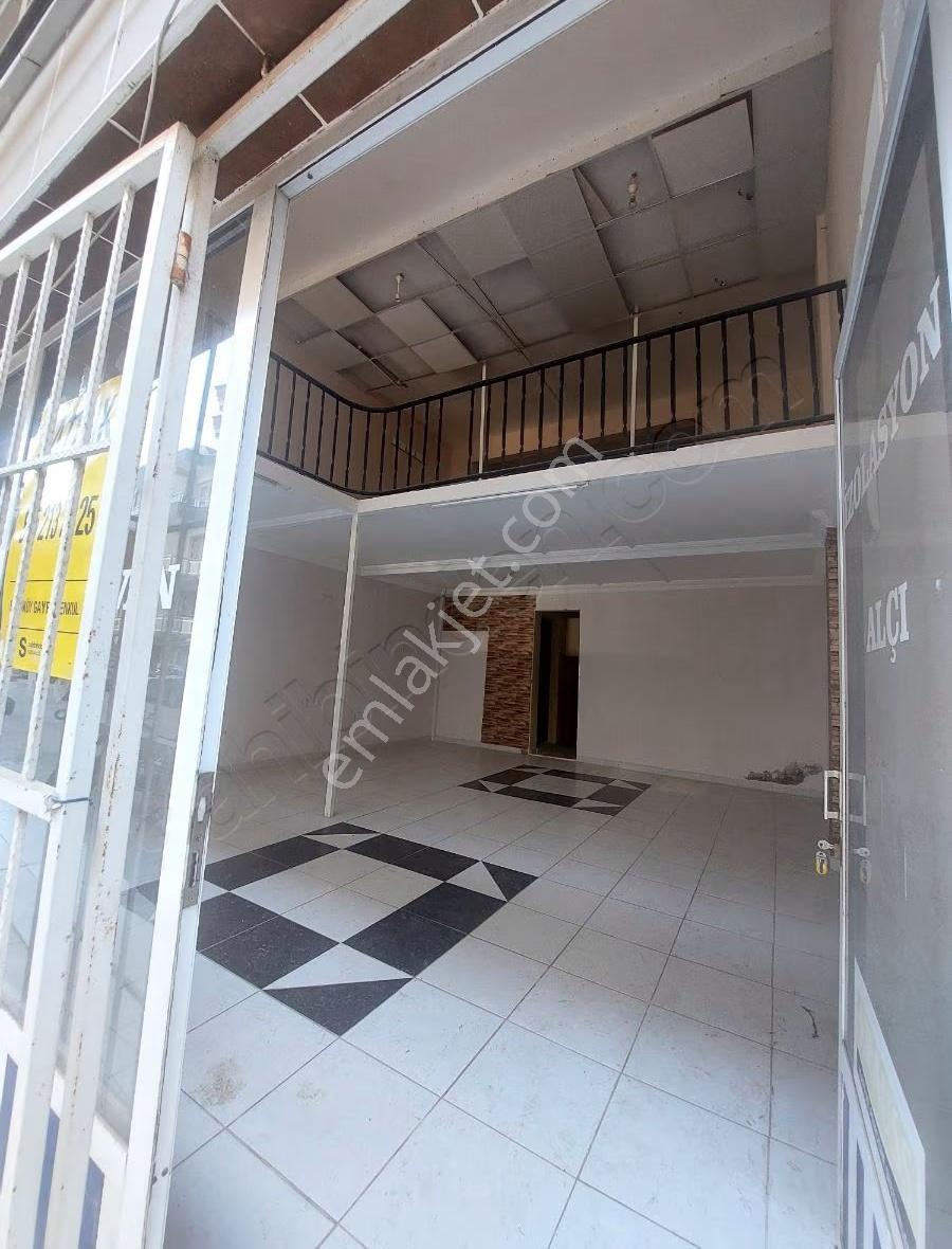 Yeşil Mahalle'de 45 M2+ 30 M2 Batarlı Satılık Dükkan
