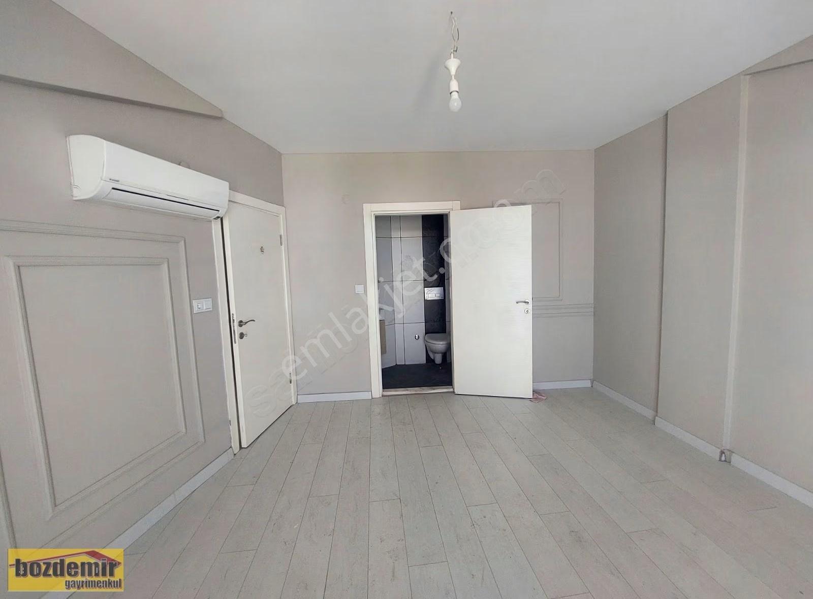 Bozdemir'den Meridyen Sitesinde Kiralık 3+1 Dubleks Daire - Görsel 21