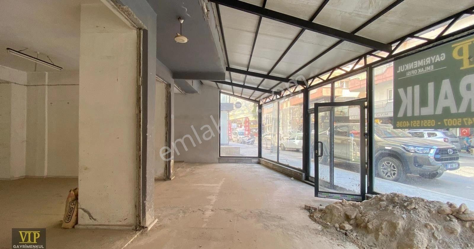 Vip Gayrimenkul'den Çarşı Merkezinde Kiralık Geniş Dükkan - Görsel 6