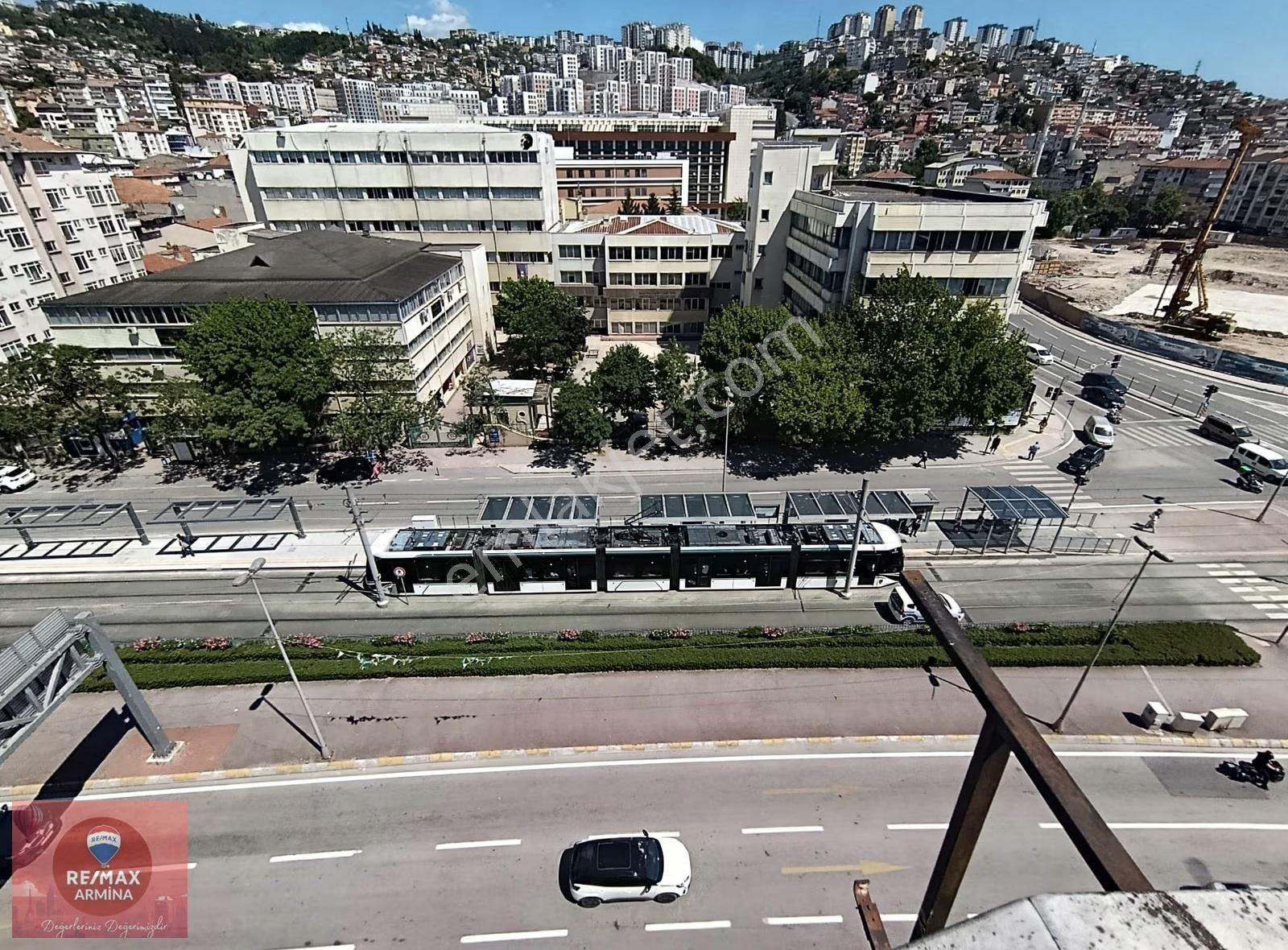 İzmit Merkezde, Anıtparkta Cadde Üzeri Kiralık Ofis Veya Daire - Görsel 9