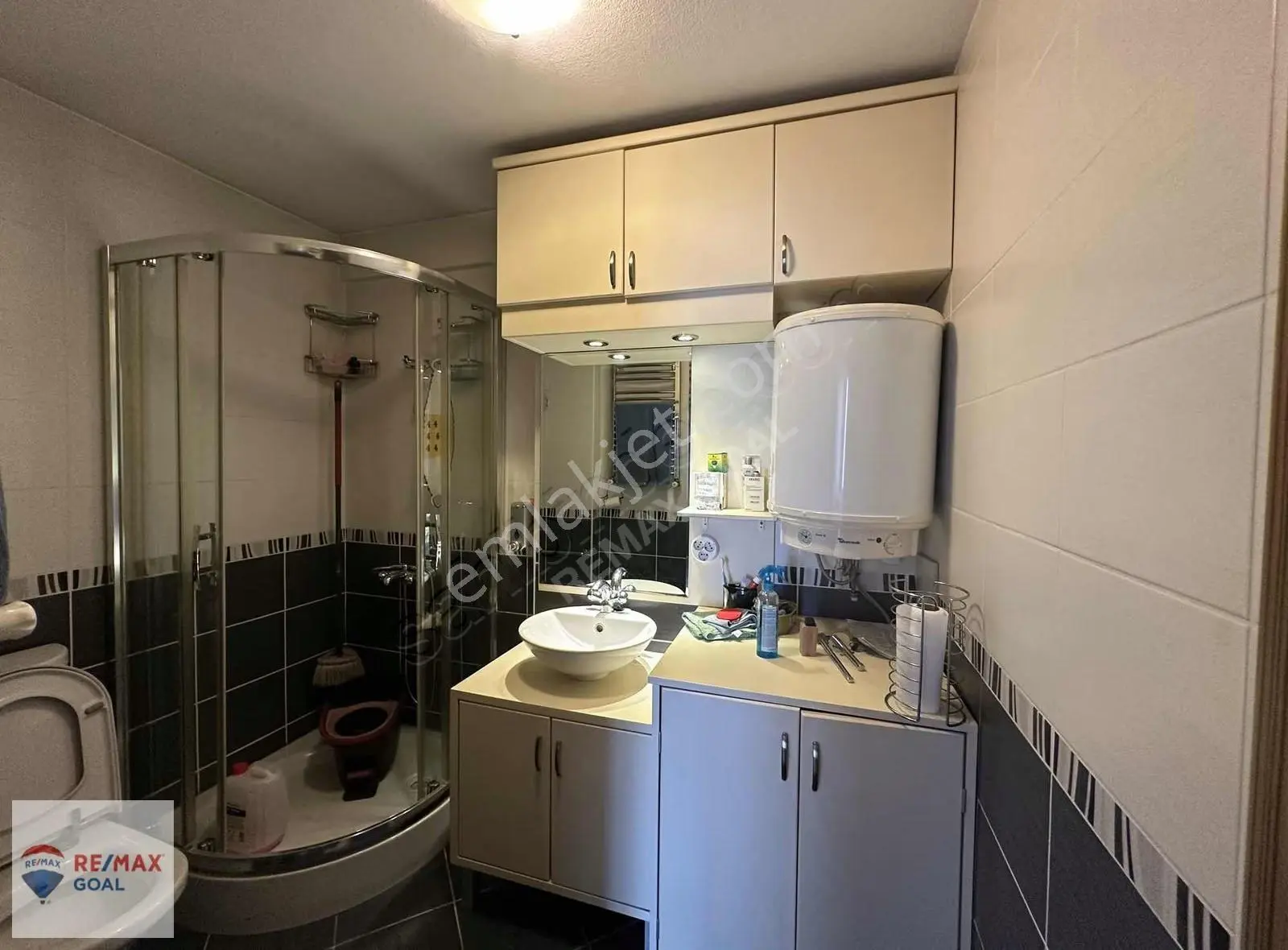 Erenköy Şemsettin Günaltay Caddesinde Kiralık 3+1 Daire - Görsel 6