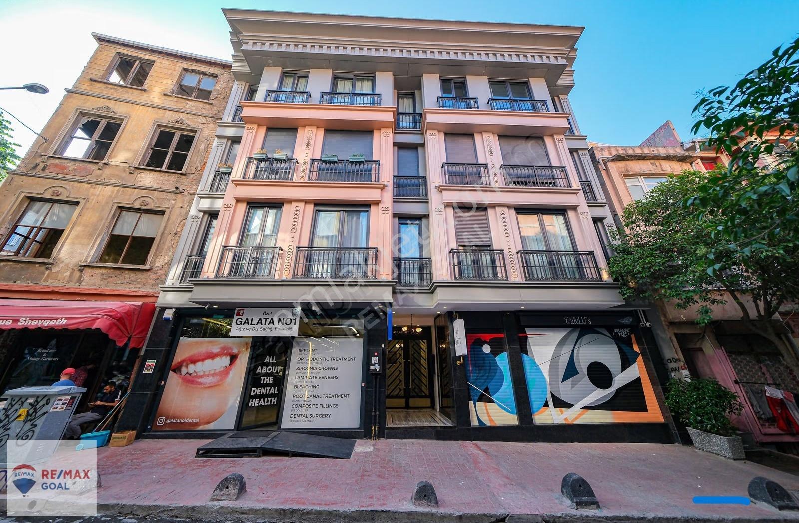 Galatada Yeni Binada Teraslı 2+1 Dubleks Kiralık Daire
