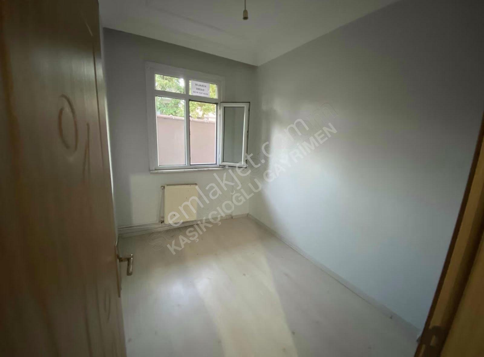 Atatürk Caddesinde Kiralık 2+1 Daire - Görsel 6