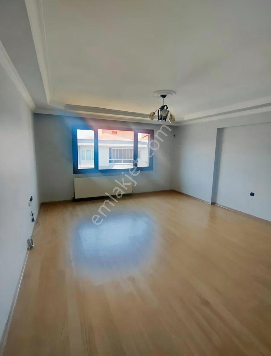 Önder Caddesinin 1 Arkasında Geniş 2+1 Kiralık Daire - Görsel 14