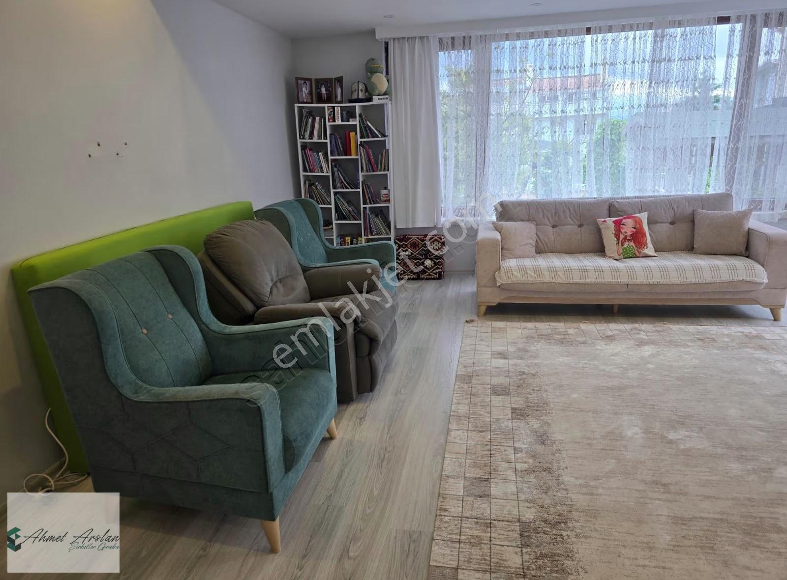 Gölbaşı Hacılar'ın En Nezih Sitesinde Göl Manzaralı Villa - Görsel 23
