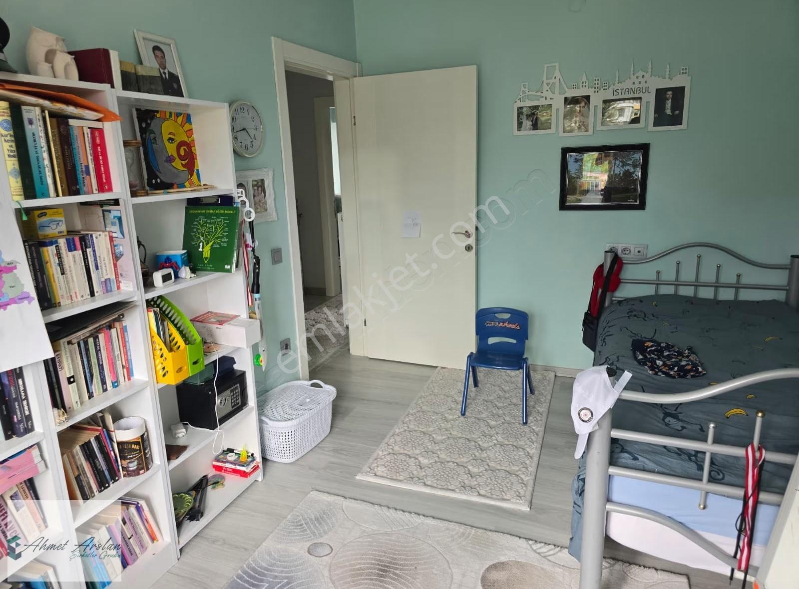 Gölbaşı Hacılar'ın En Nezih Sitesinde Göl Manzaralı Villa - Görsel 30