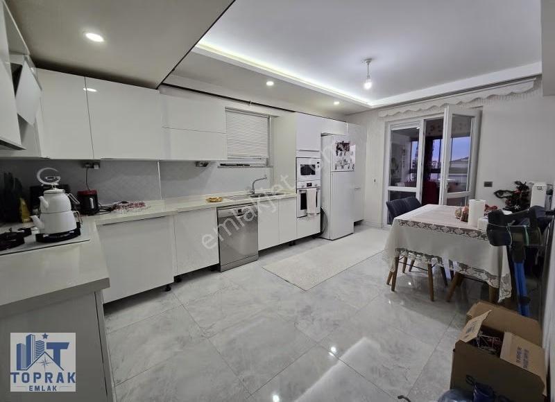 Toprak Emlaktan A.söğütönü Mh.100yıl Bulvarı Siteiçi Satılık 3+1 - Görsel 18
