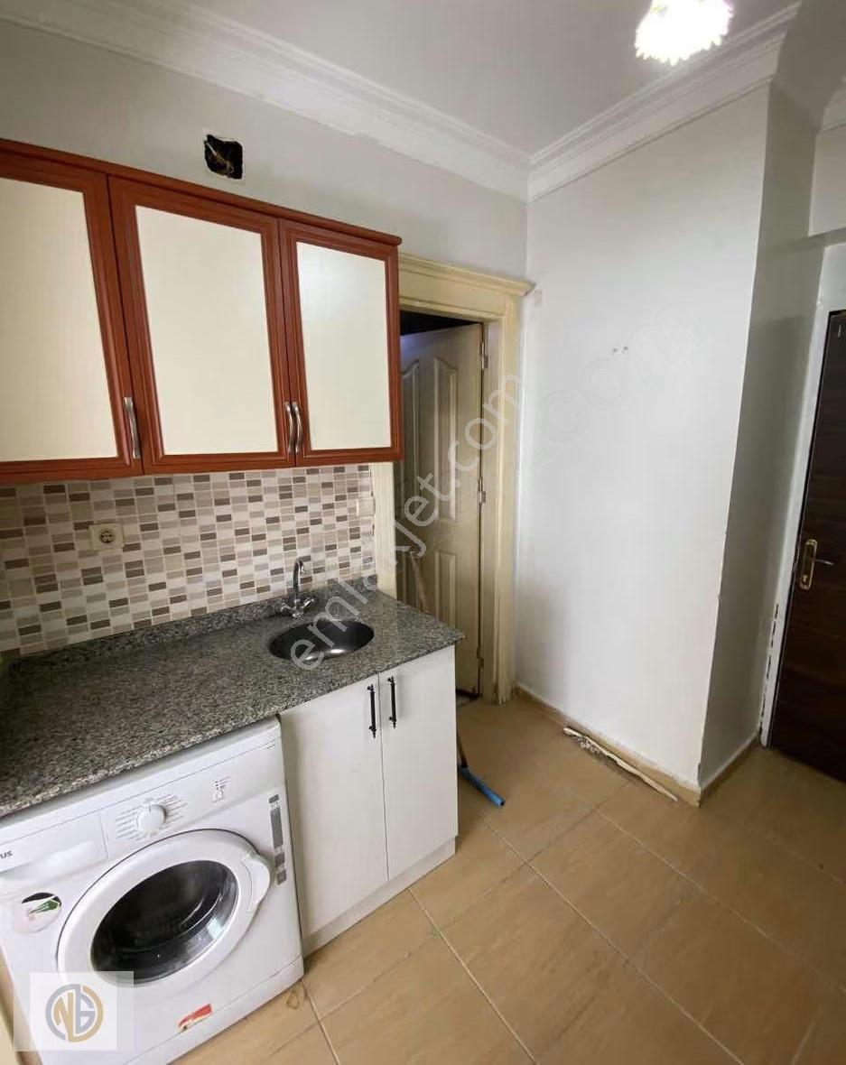 Üniversite Civarı 1 Oda Mutfak Ayrı Stüdyo Daire - Görsel 4