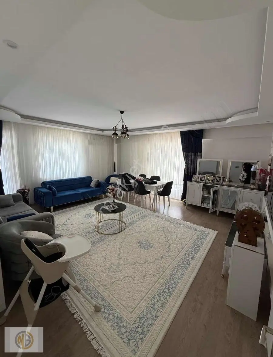 Oğuzeli Belediye Yakını 3+1 Ultra Geniş Arakat Çift Balkon