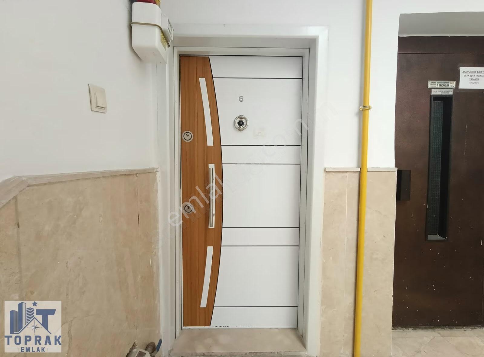 Toprak Emlak'tan Gökmeydan Ecesultan Sokakta 3+1 Bakımlı Daire. - Görsel 9