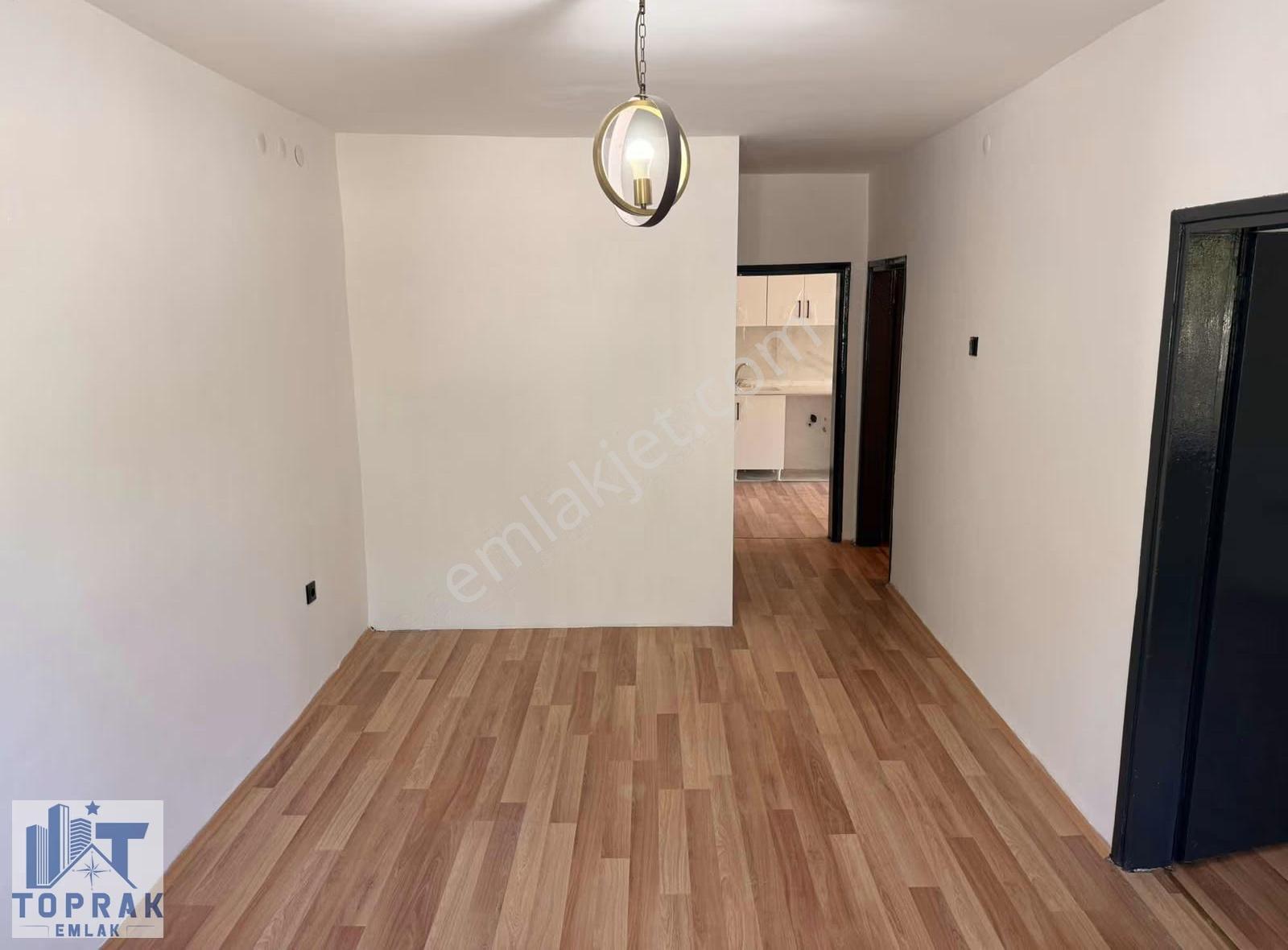 Toprak Emlaktan Uluönder Mah Cadde Üzerinde Bakımlı Kiralık 2+1 - Görsel 2