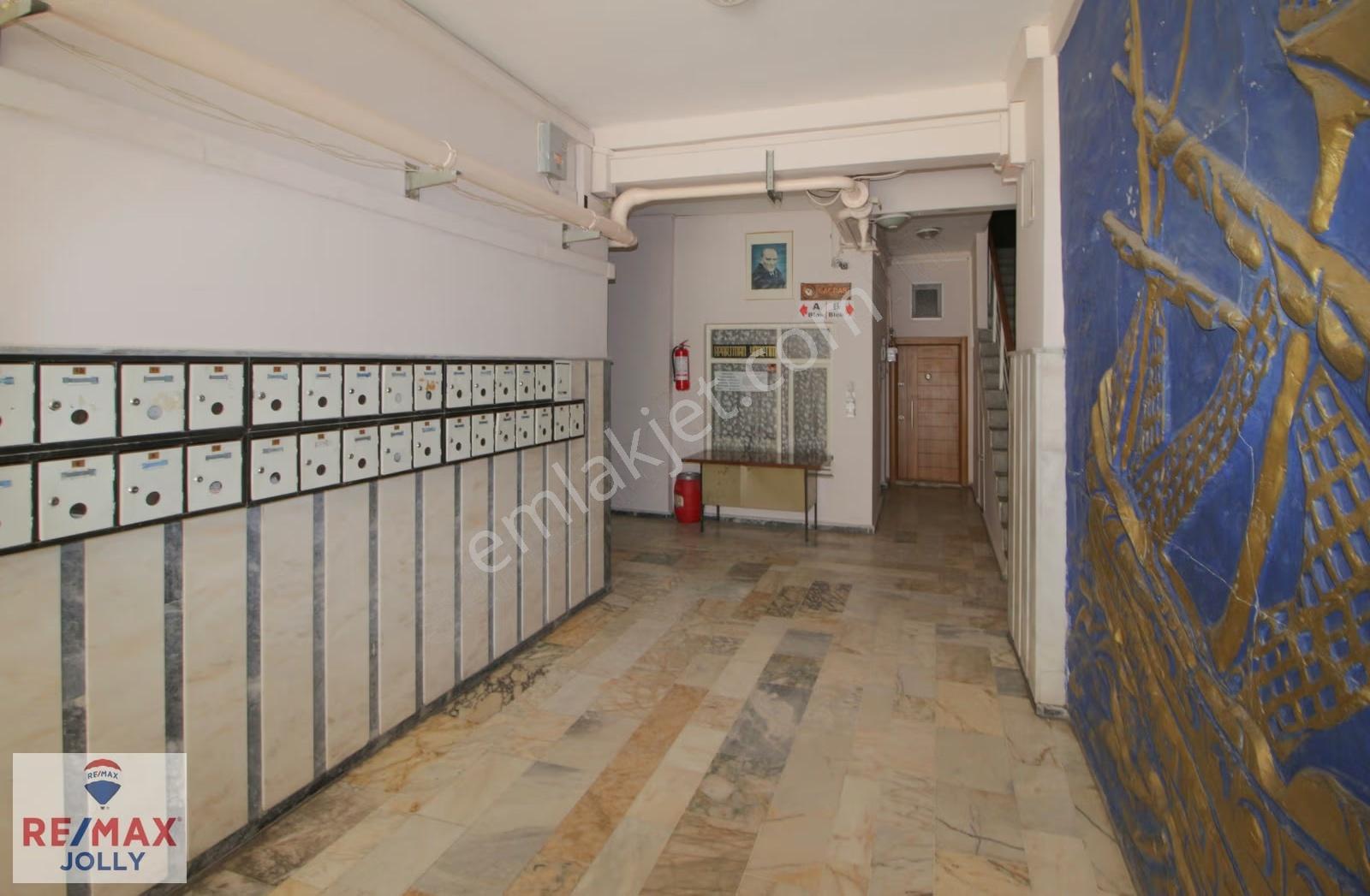 Haşim İşcan Caddesi Üzeri Bölge Metroya 2 Dk Kiralık 3+1 Daire - Görsel 5