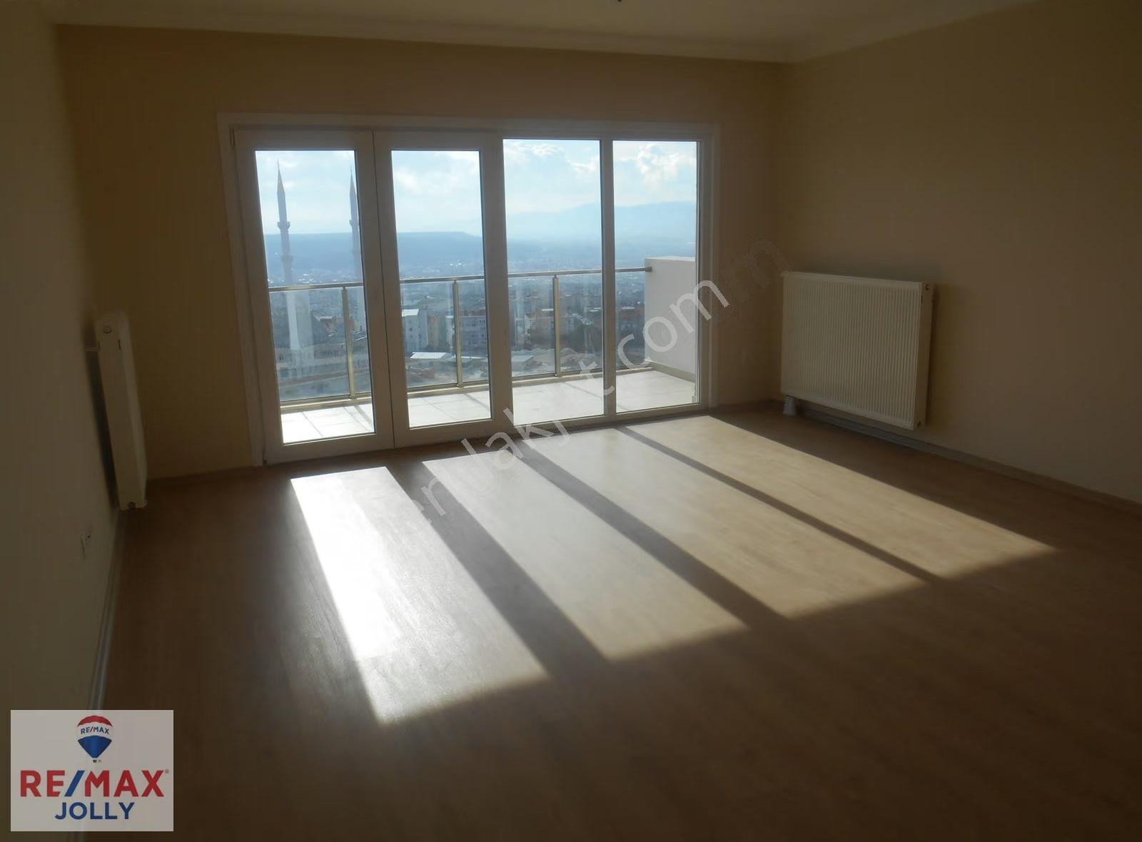 Oyak Buca 2.etap Kiralık 3+1 Daire Serdar Remax Jolly - Görsel 35