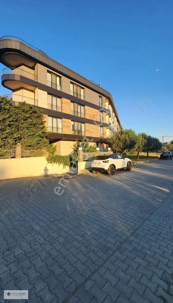 Westside'dan Pine Homes'ta Kiralık 2+1 Çatı Dubleksi - Görsel 2