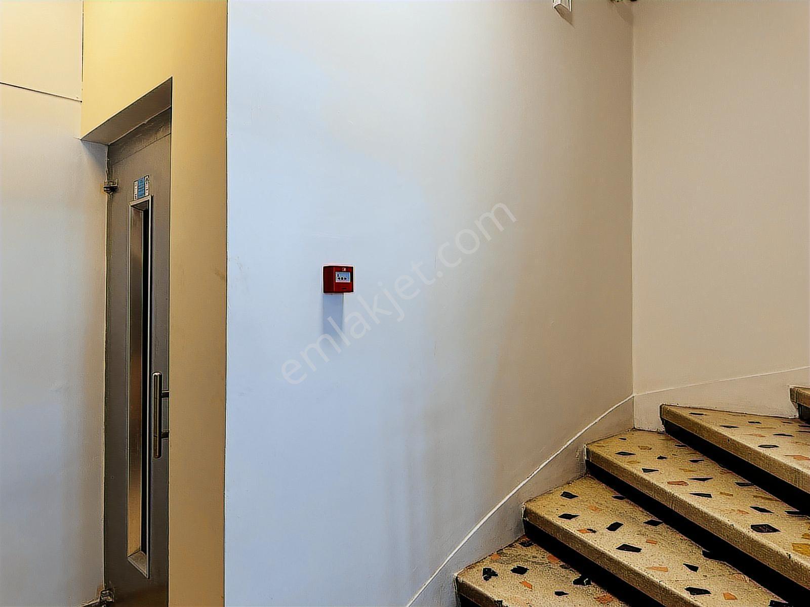 Halaskargazi Cad.üstünde 2.kat Kiralık Ofis - Görsel 8