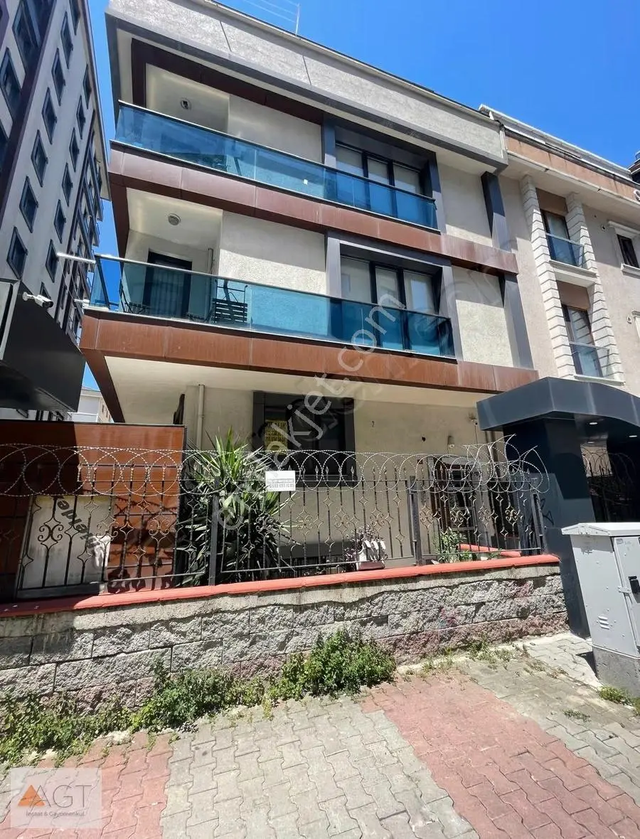Agt'den Hastane Karşısı Site İçinde 50m2 1+1 Y.giriş Kiralık Kon