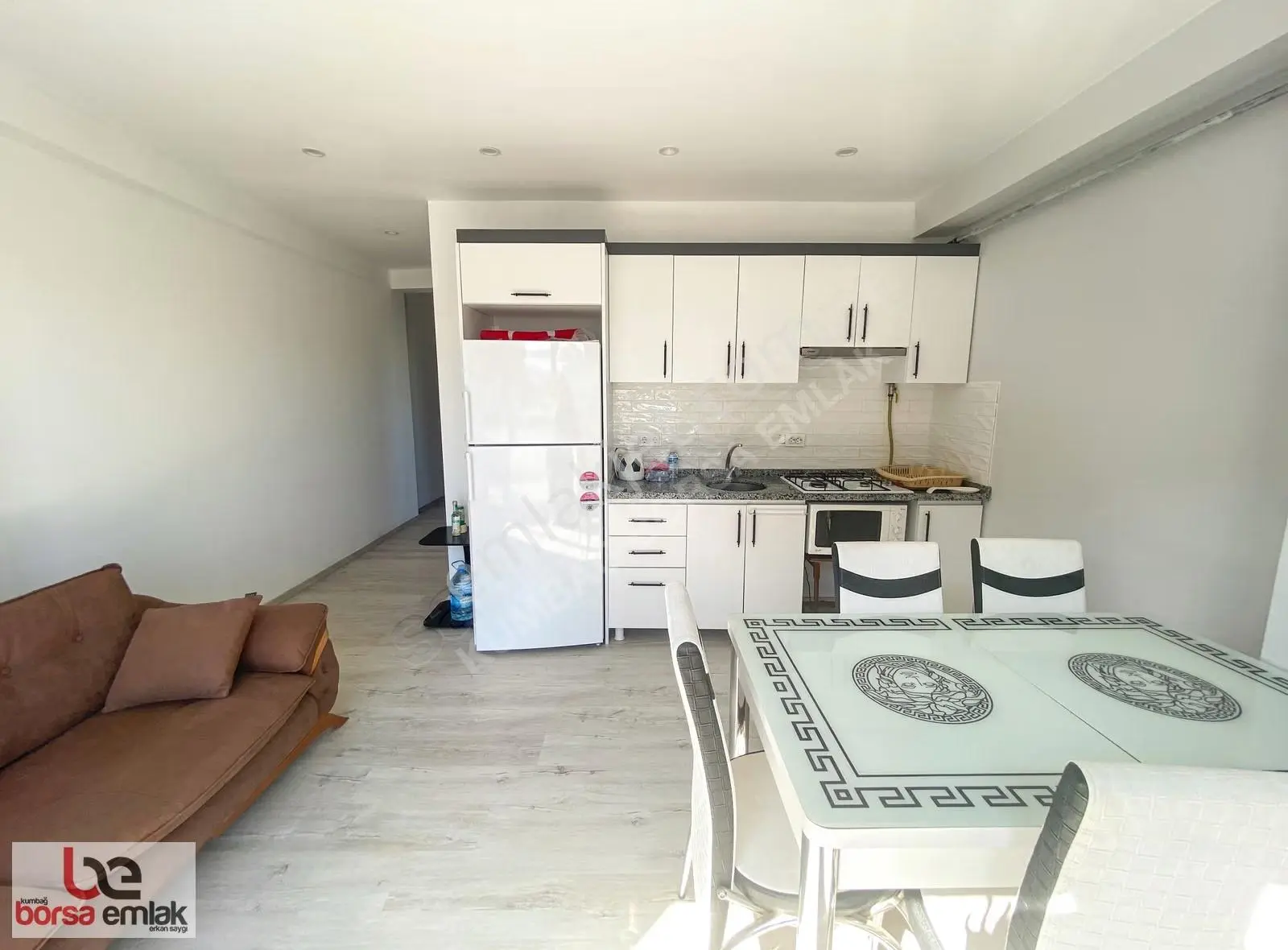 Kumbağ Havuzlu Sitede Eşyalı Kiralık Lüks 1+1 Bahçe Katı Daire - Görsel 8