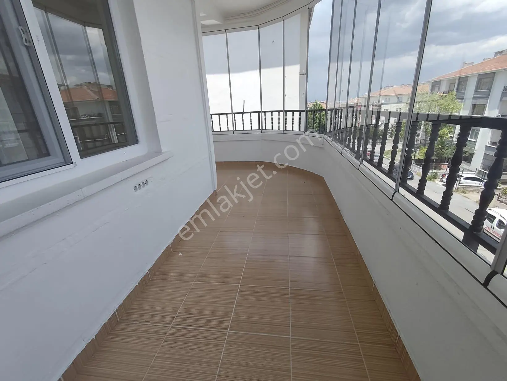 Yılmaz Gayrımenkul 2 Kat 3+1 130 Metre Kare Net Satılık Daire - Görsel 23