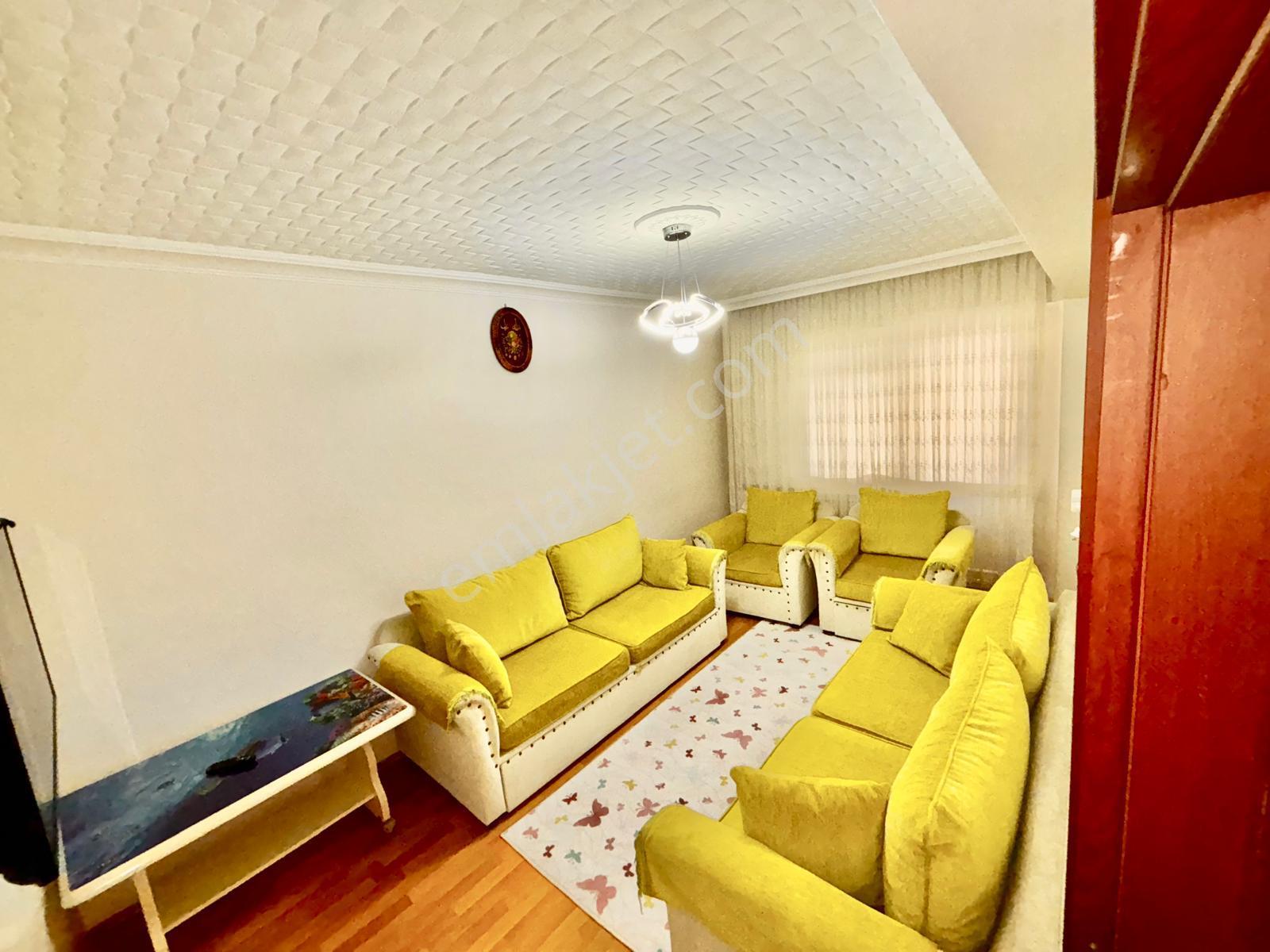 Yılmaz Gayrımenkulden Satılık 3+1 Geniş Daire 3 Kat 130 Metre Net Köşe Başı Daire - Görsel 7