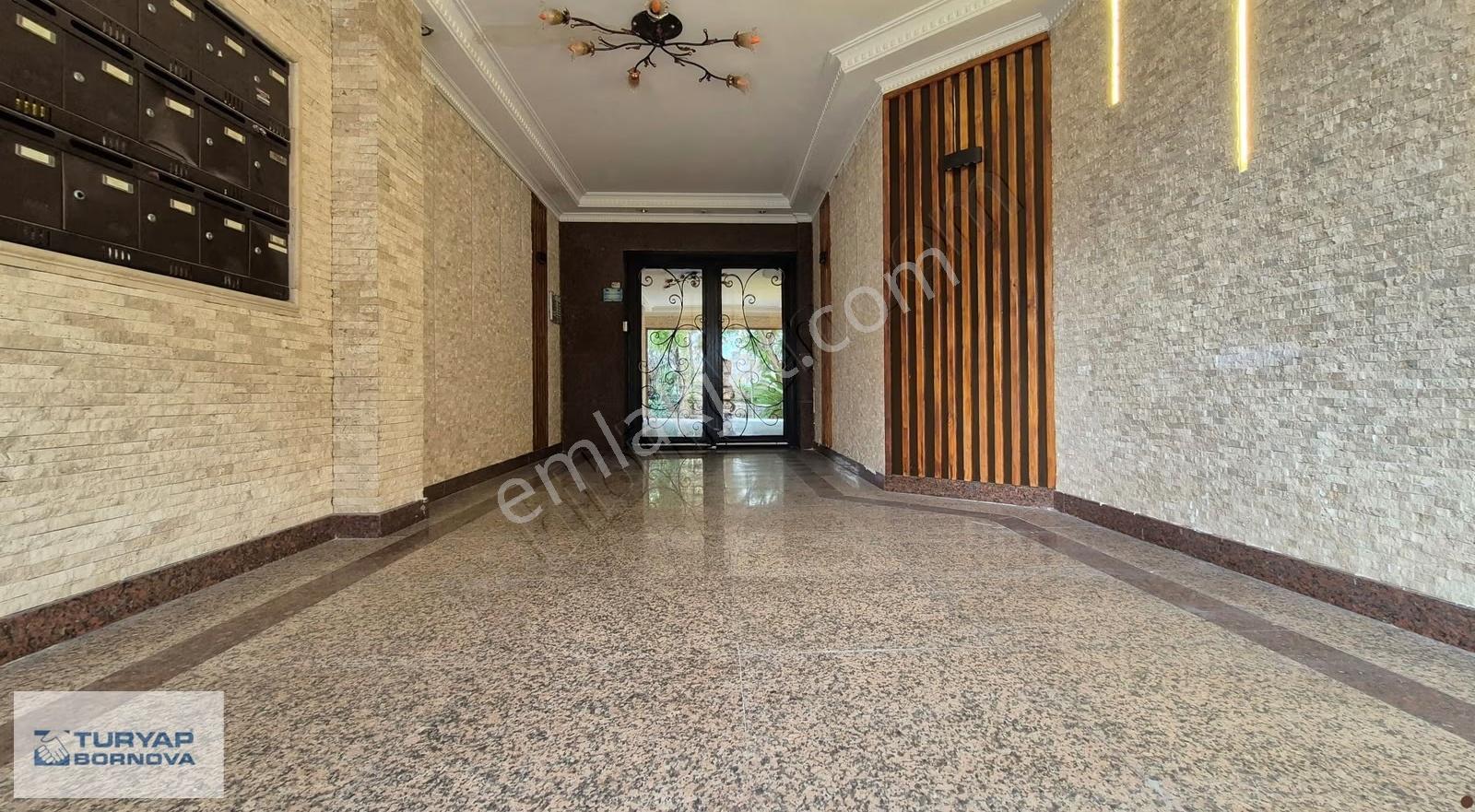 Bayraklı Osmangazi'de Site İçinde Ebeveyn Banyolu 3+1 Daire - Görsel 5
