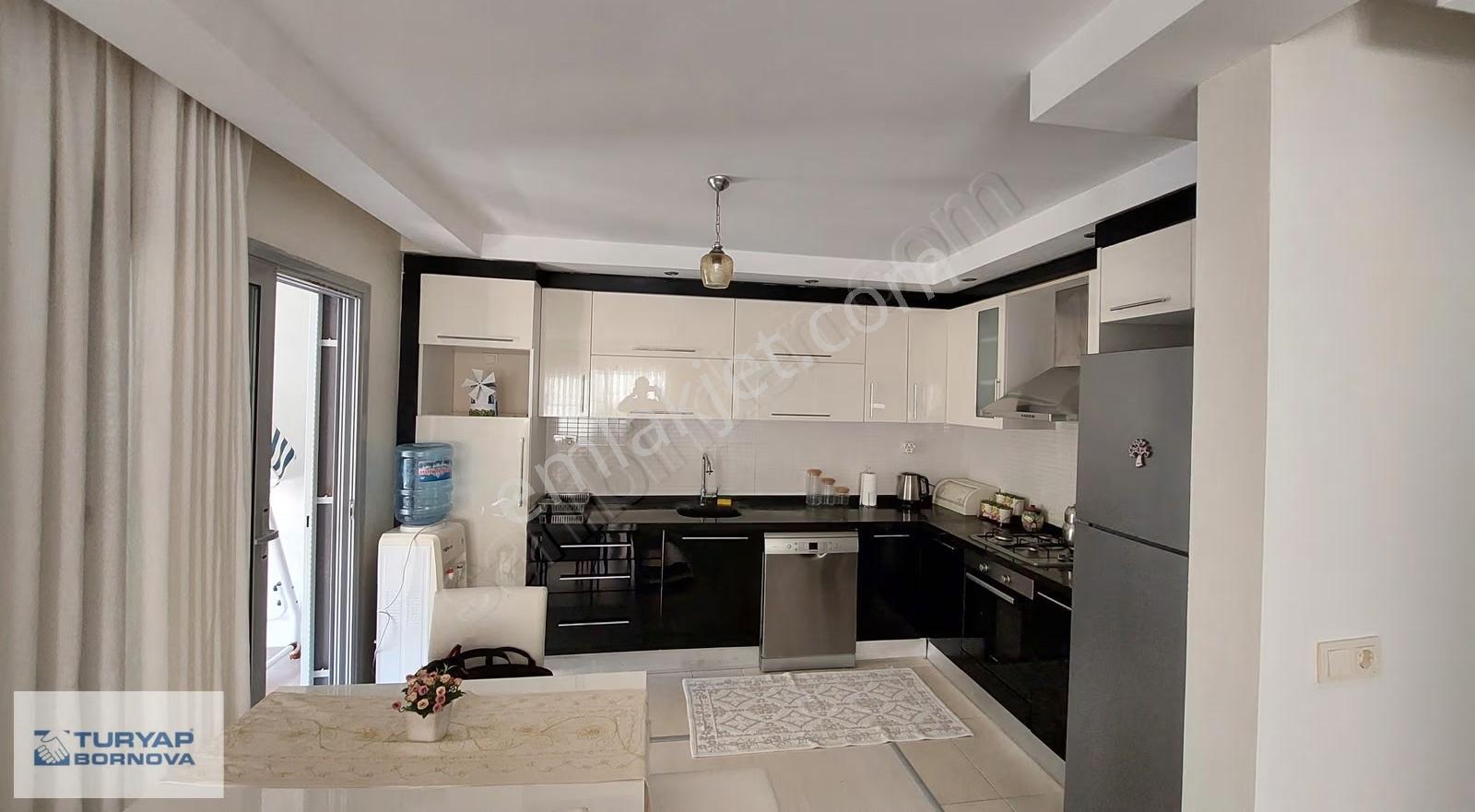 Kuşadası Ege Mahallesi Satılık 2+1 Geniş Daire - Görsel 16