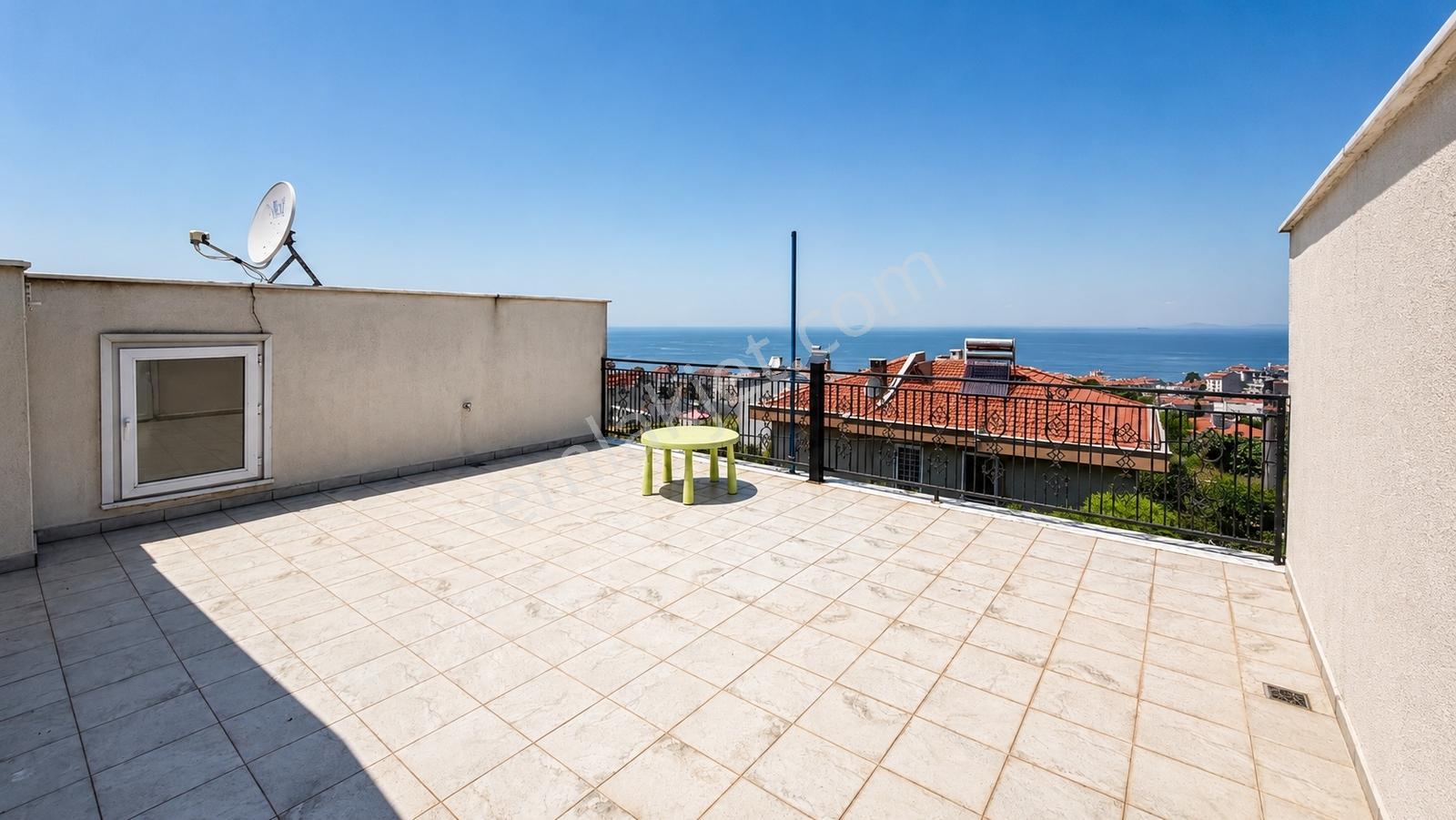 Çınarcık Koru'da Havuzlu Müstakil Deniz Manzaralı Satılık Villa - Görsel 30