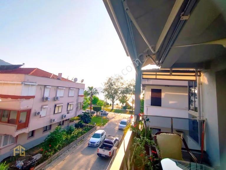 Kordon Sahilde Deniz Manzaralı Lüks Ve Geniş Eşyalı Kiralık 4+1