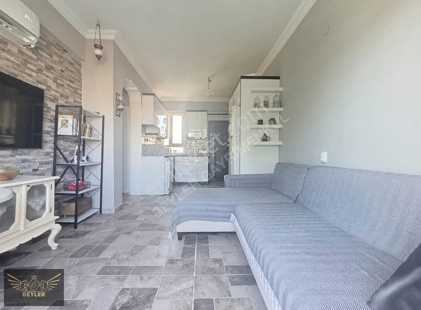Boğazkent'te Havuzlu Site İçi 2+1 Daire - Görsel 17