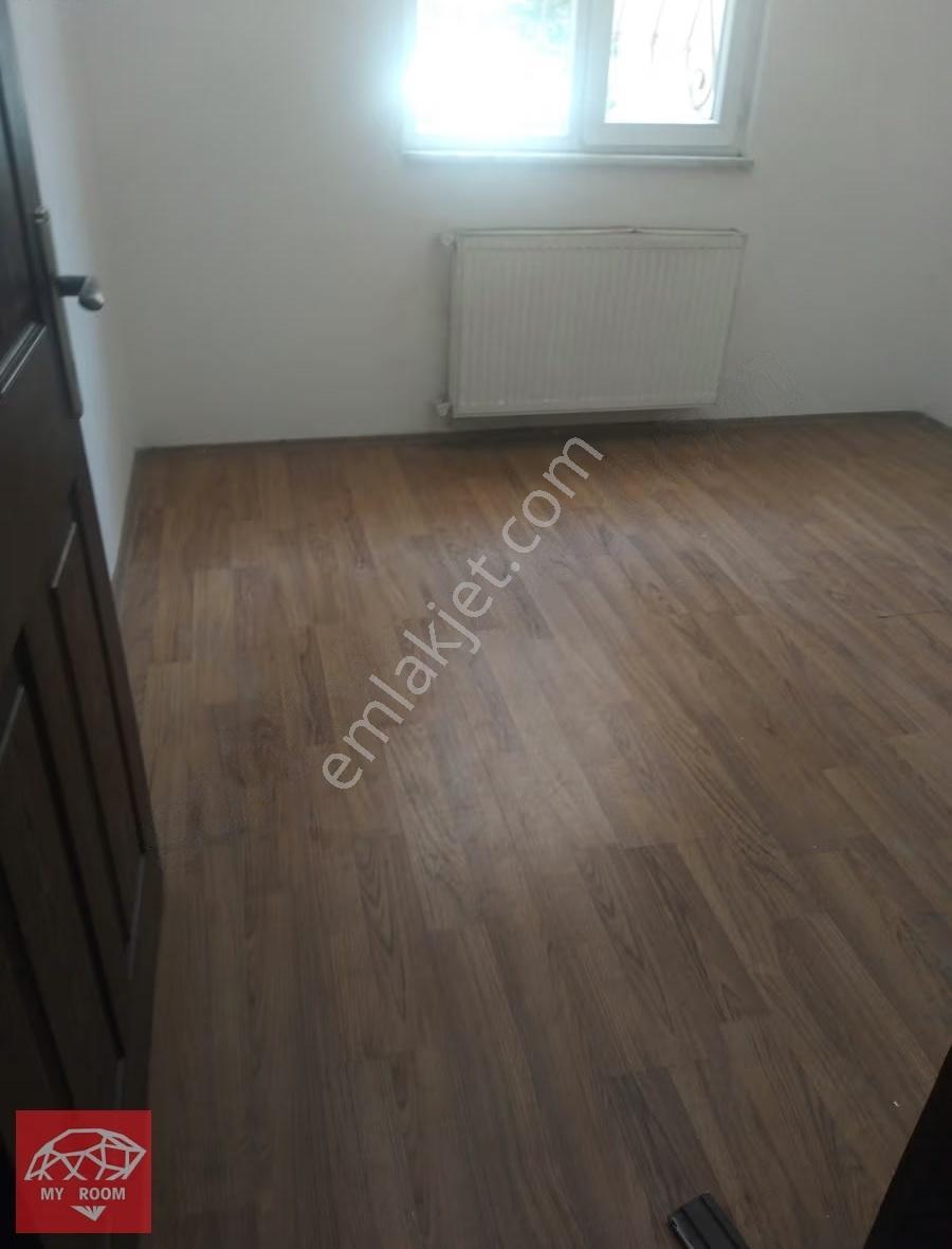 Ümraniye Parseller Mahallesinde 3+1 Kiralık Daire - Görsel 17